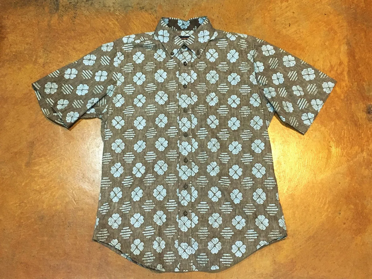 10R1272615-0089  Reyn Spooner La Kulia Bark
