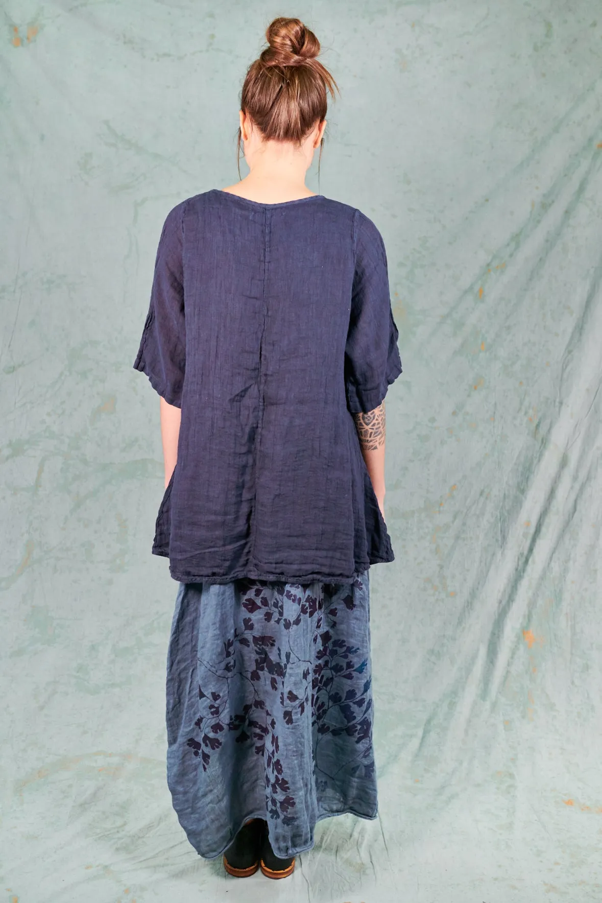 1210 Simple Linen Tunic-Blue Ink-U