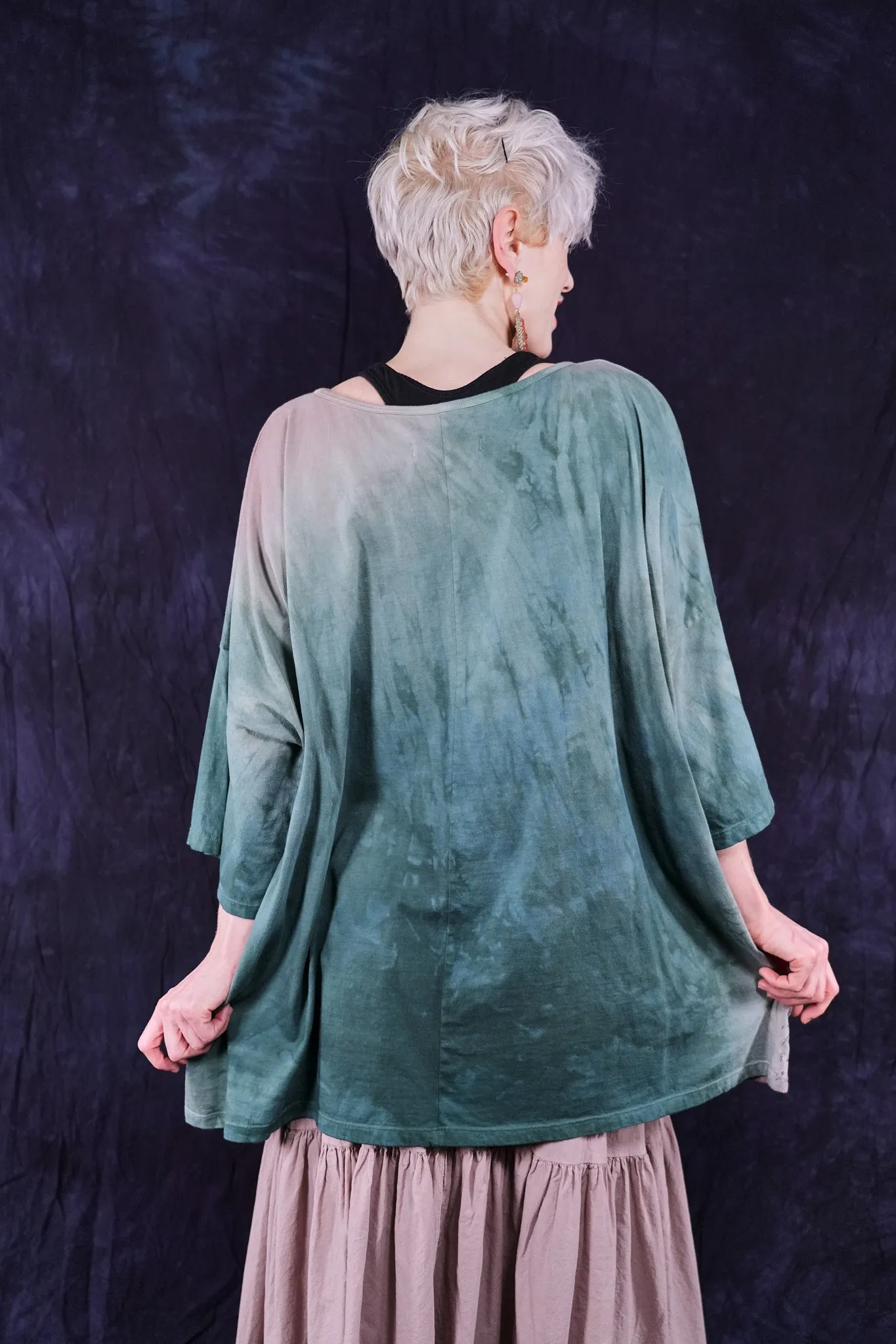 1236HD Line Tee Petroglyph 31"L (copper)