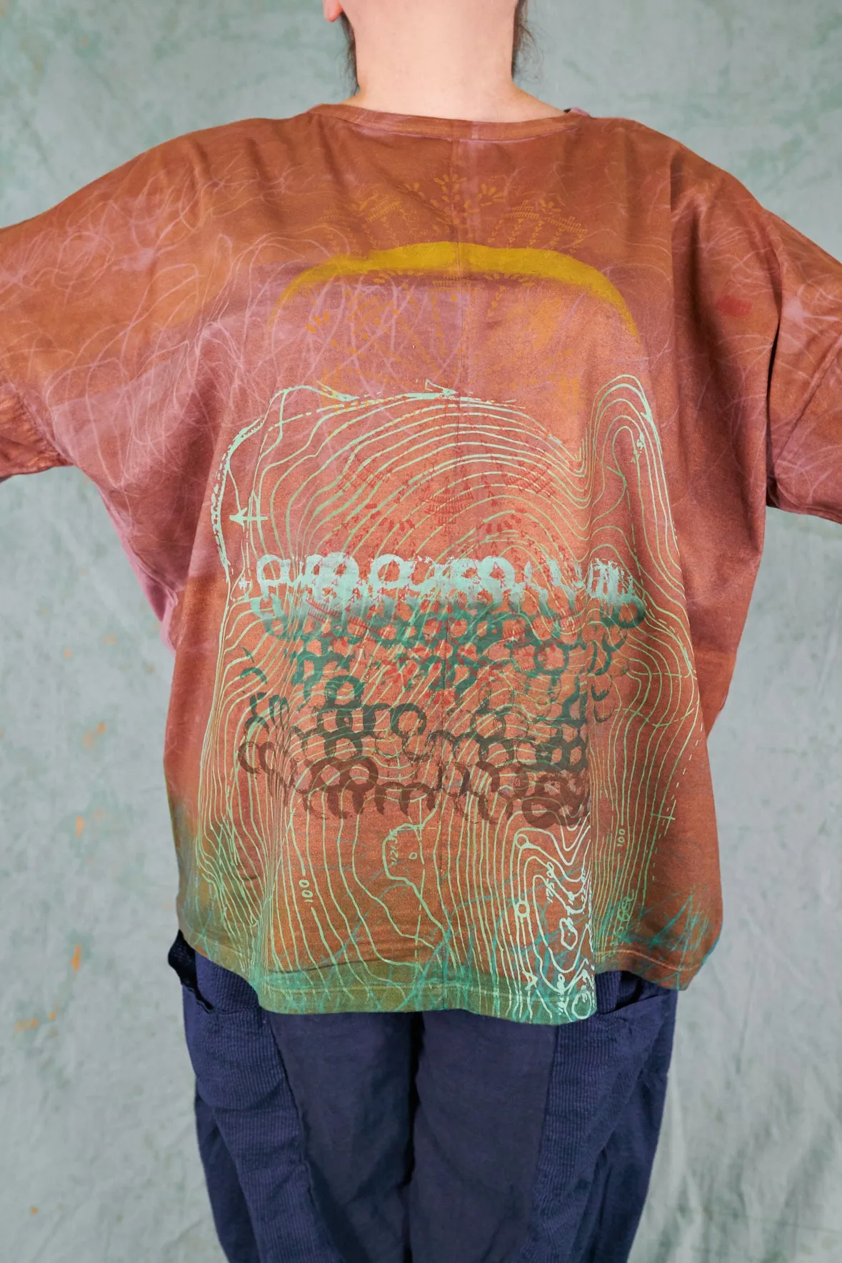1236HD Line Tee Red Rock Moab