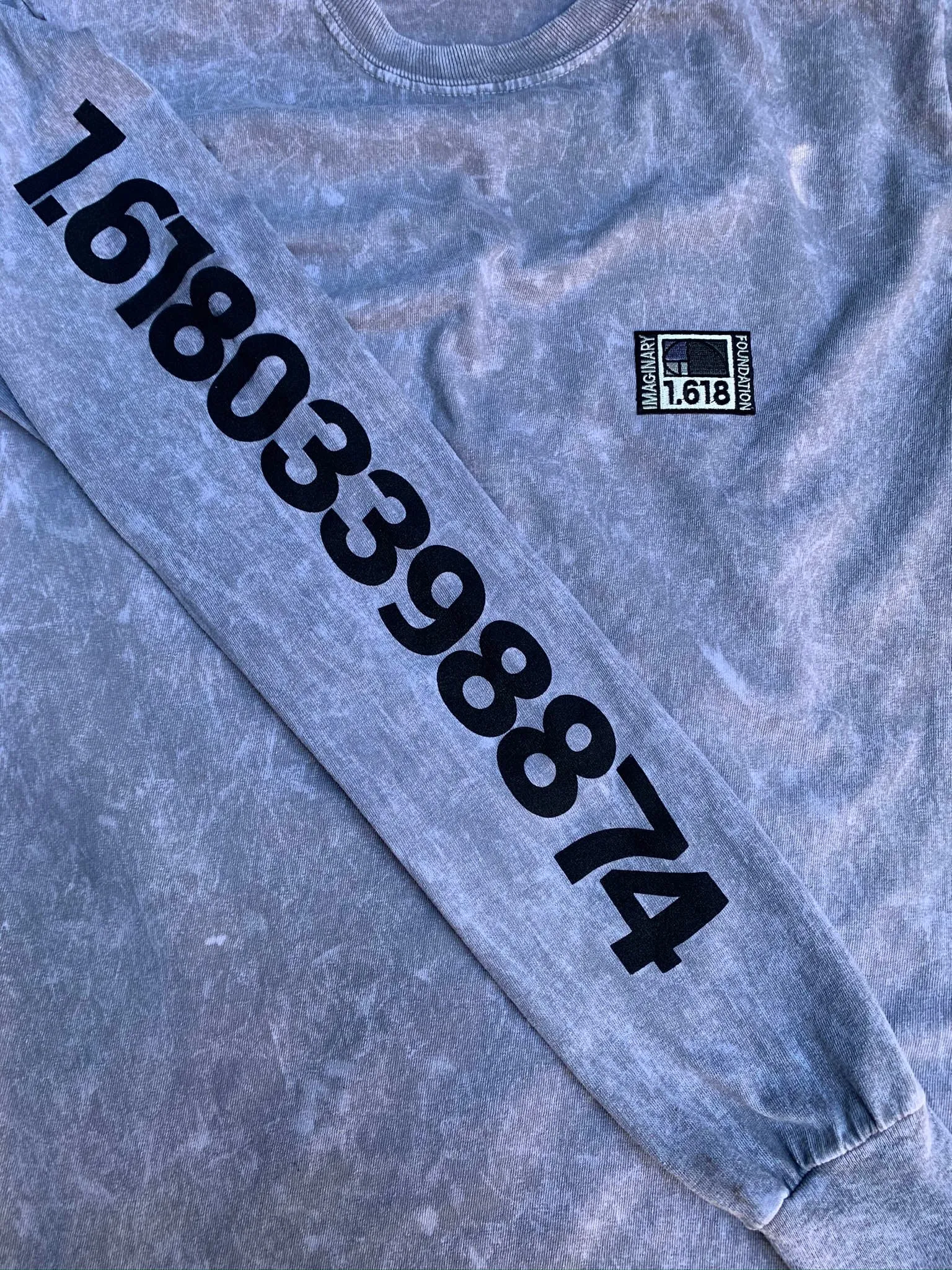 1.618  Mineral Wash long sleeve shirt