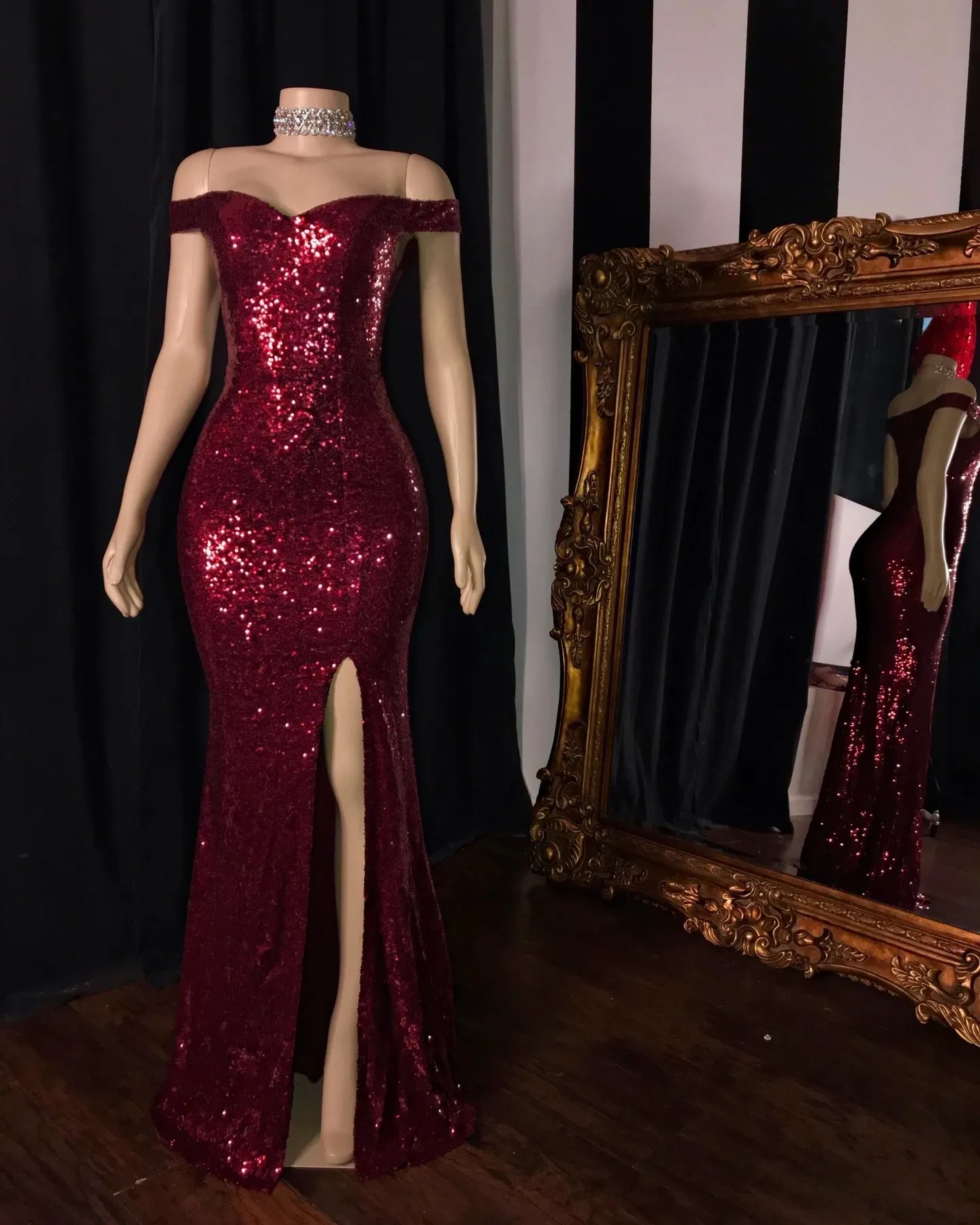 2025 Long Mermaid Burgundy Sequin Prom Dresses Glitter Split Evening Gown