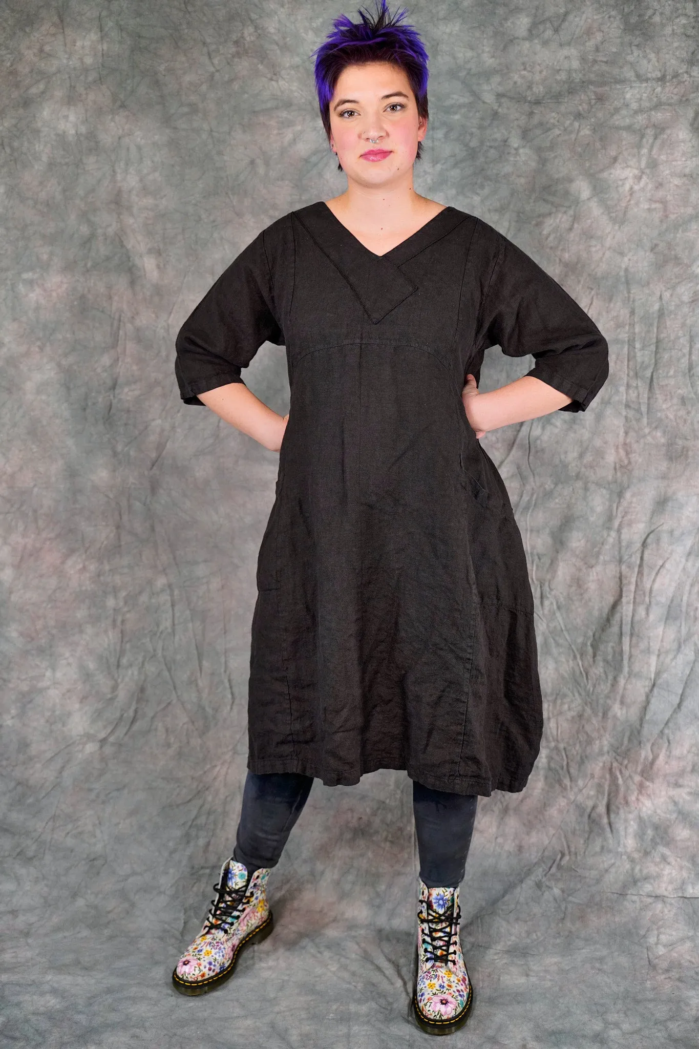 2133 Crossover Linen Tunic Black-U