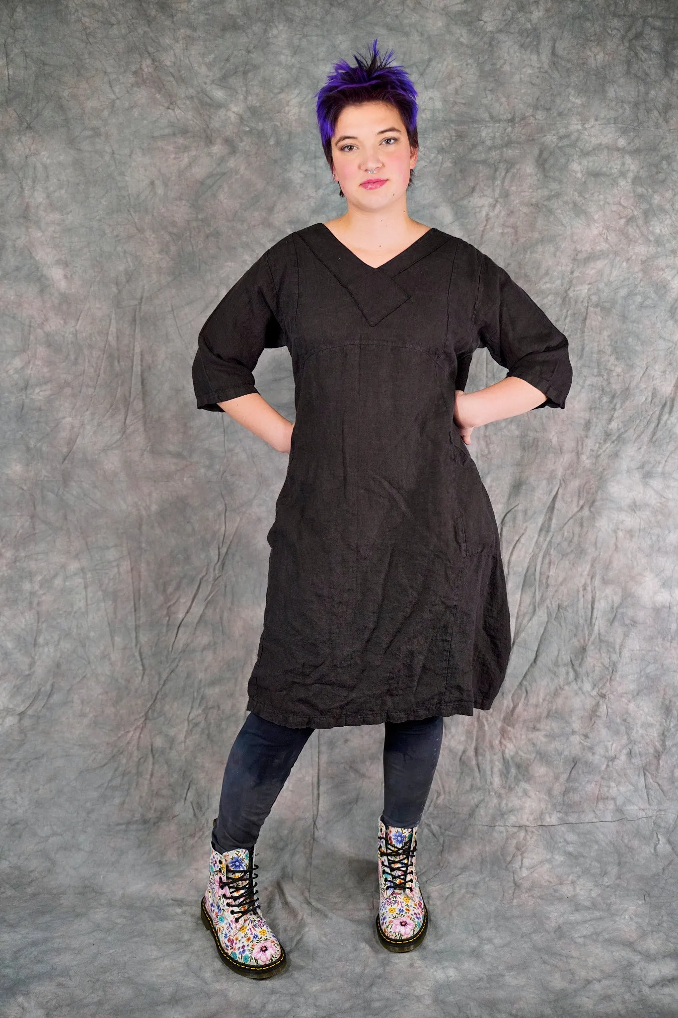 2133 Crossover Linen Tunic Black-U