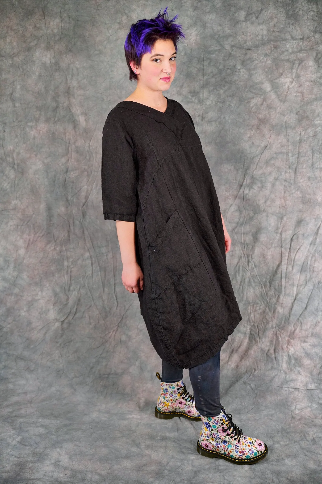 2133 Crossover Linen Tunic Black-U