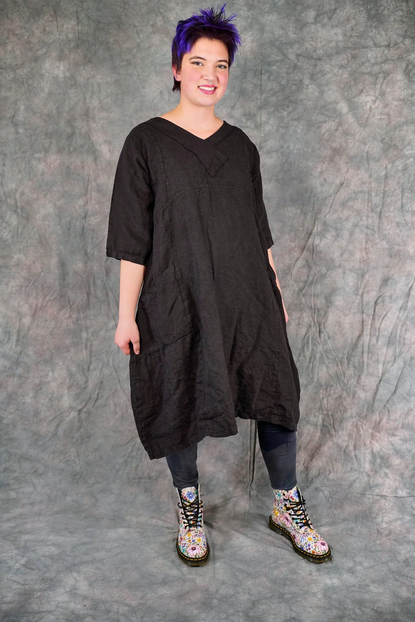 2133 Crossover Linen Tunic Black-U