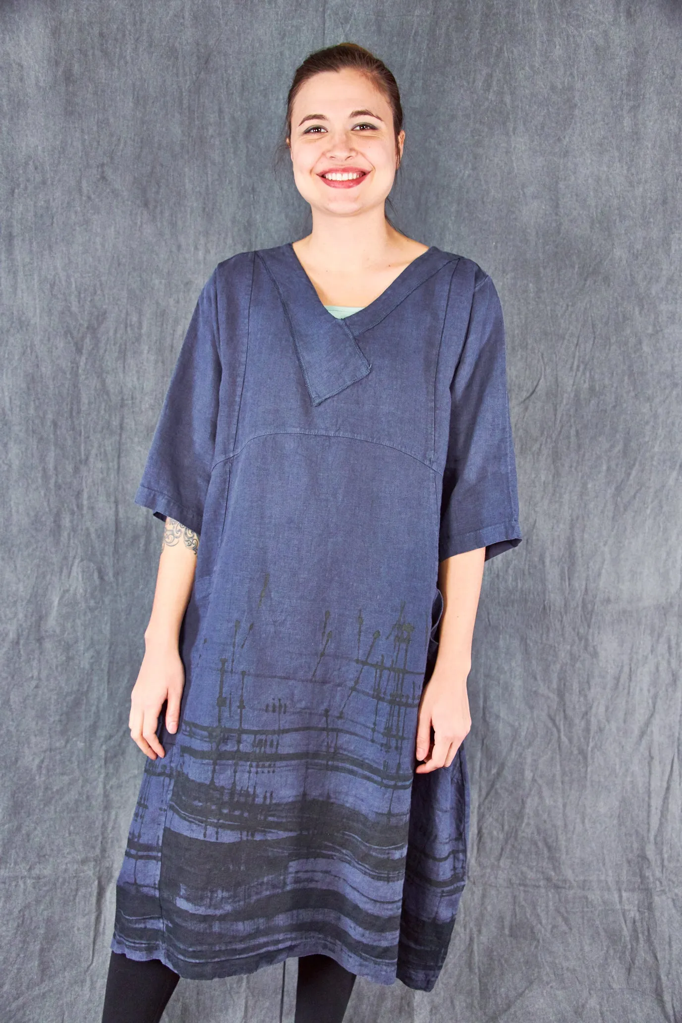 2133 Crossover Linen Tunic Nightwatch-P