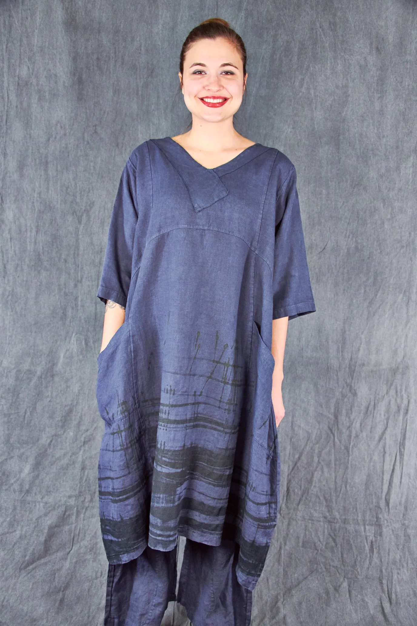 2133 Crossover Linen Tunic Nightwatch-P