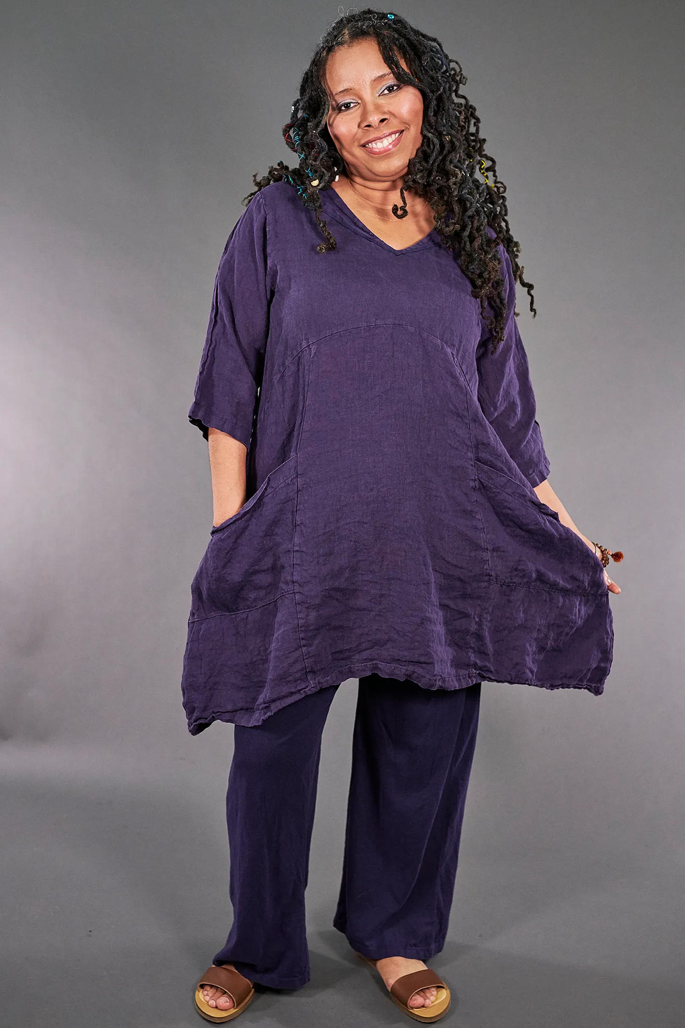 2185 Long V Urchin with Pockets Violet Ink-U