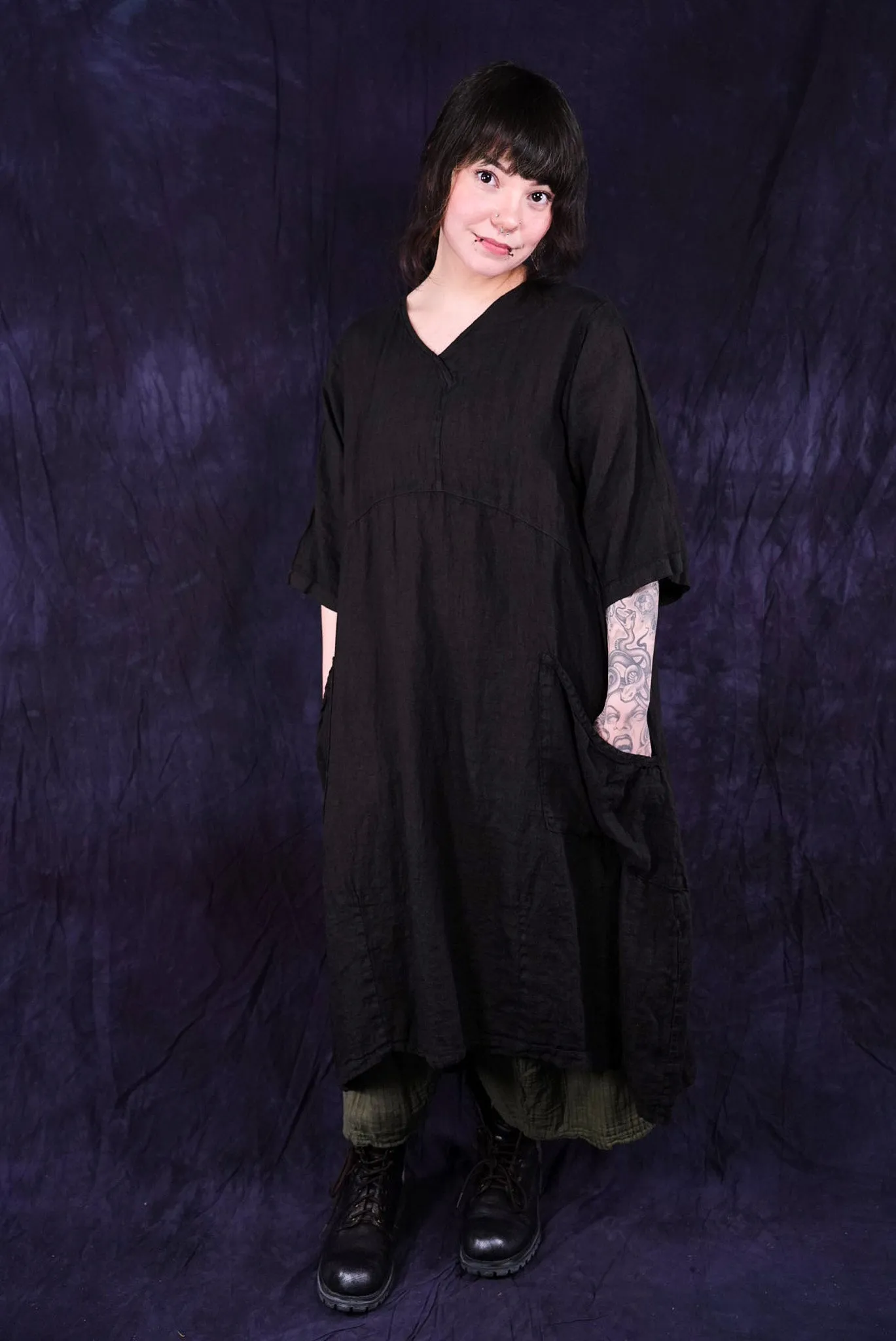 2195 Serenade Tunic Black-U