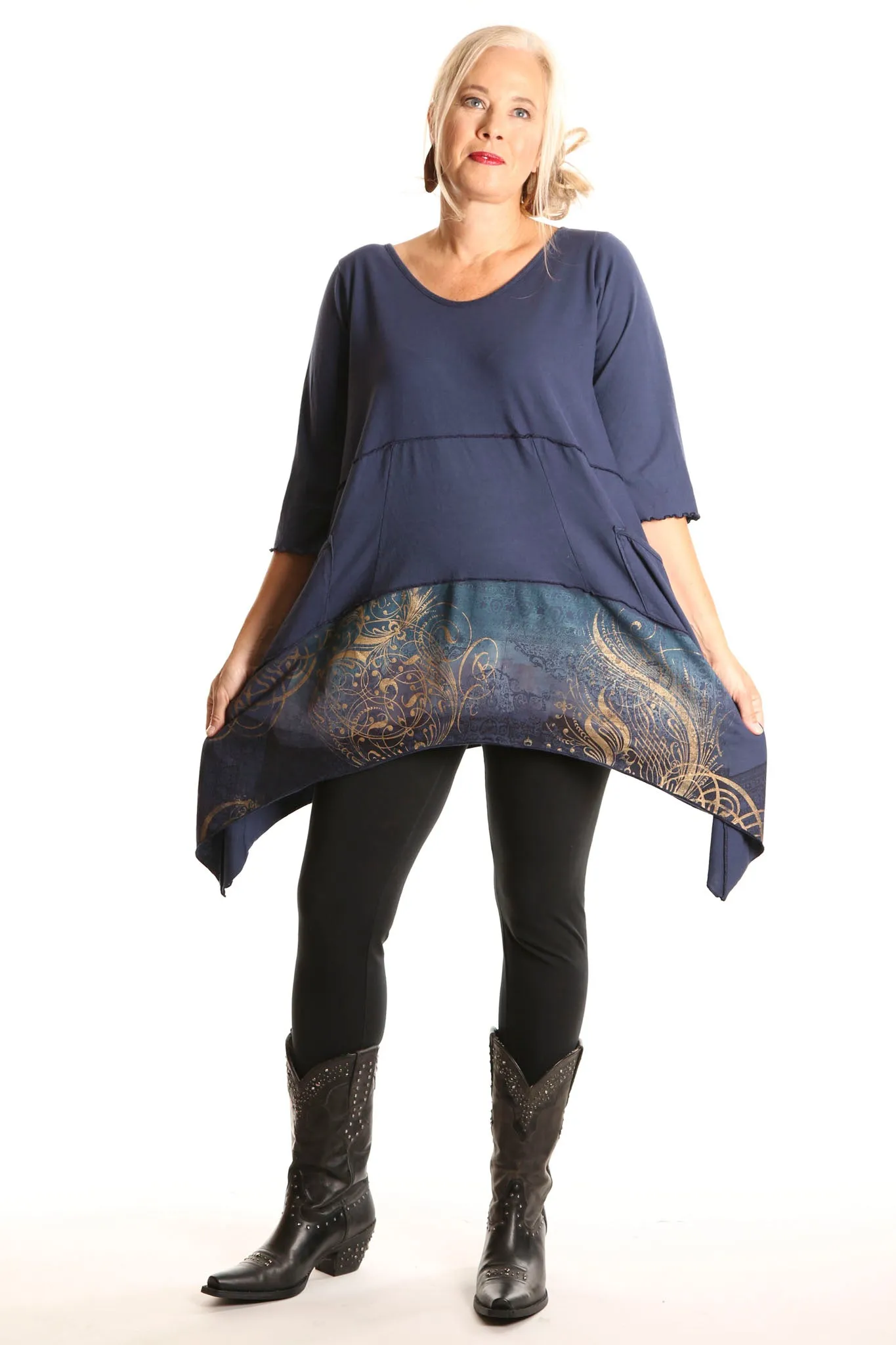 2222 Vector Tunic Mood Indigo printed