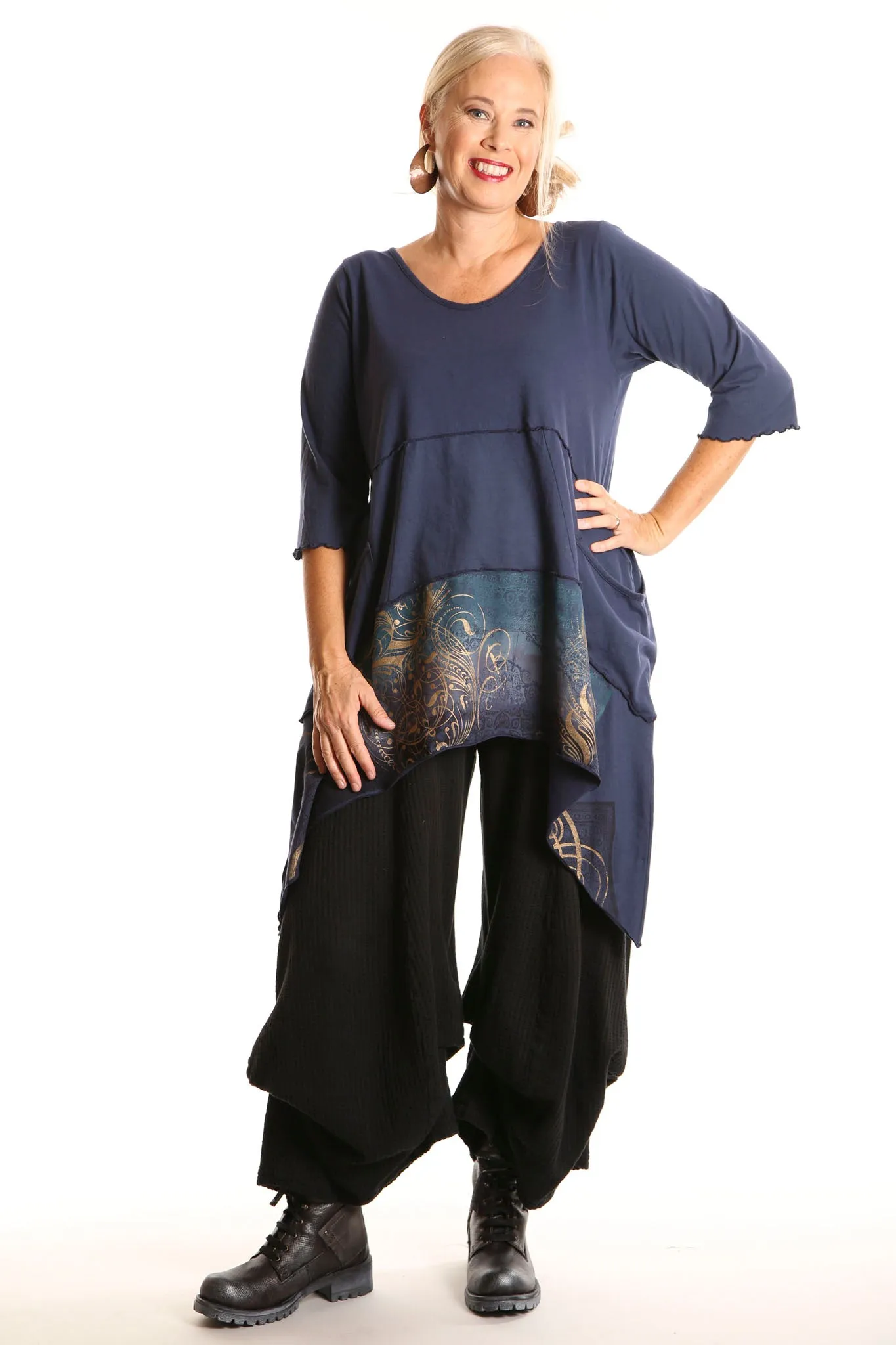 2222 Vector Tunic Mood Indigo printed
