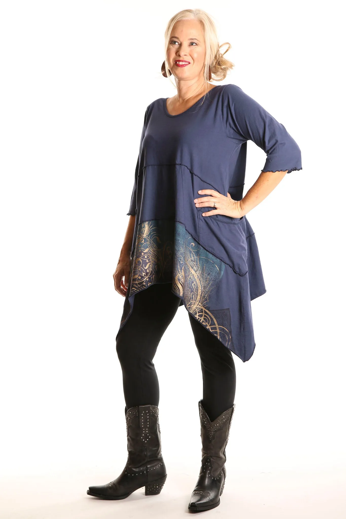 2222 Vector Tunic Mood Indigo printed