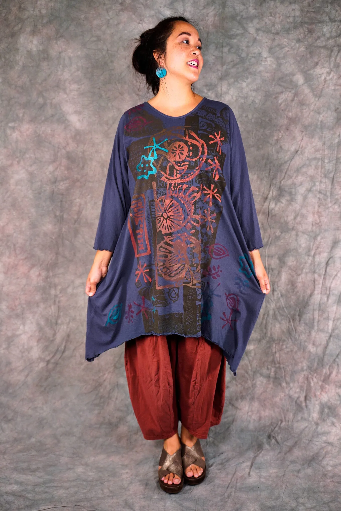 2361 Colorwheel Tunic Blackstone-P