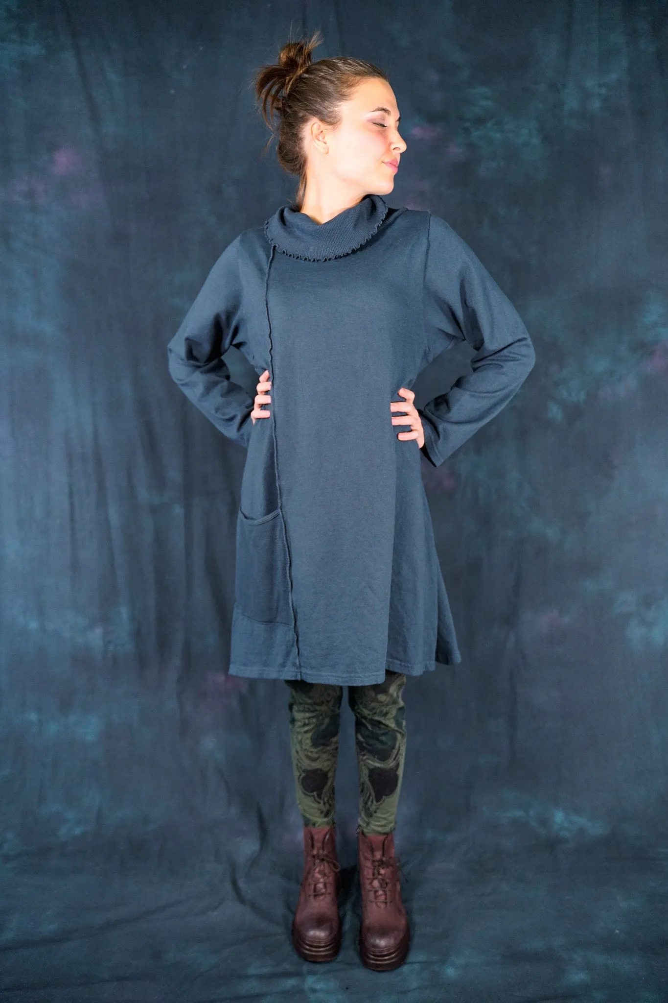 2362 Heavy Eco Cotton Pocket Tunic India Ink-U