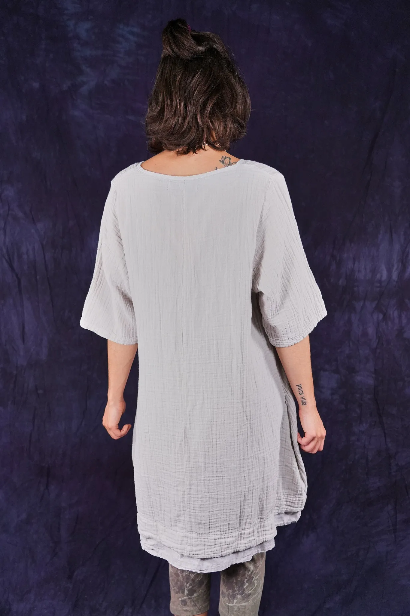 2372 Double Gauze Tunic W/ Lawn Tier Pearl Smoke