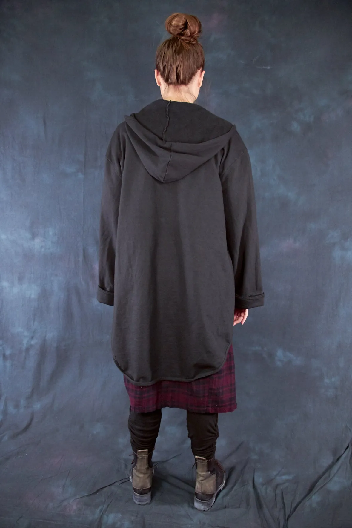 7114 Cabin Dress Vino Black Plaid