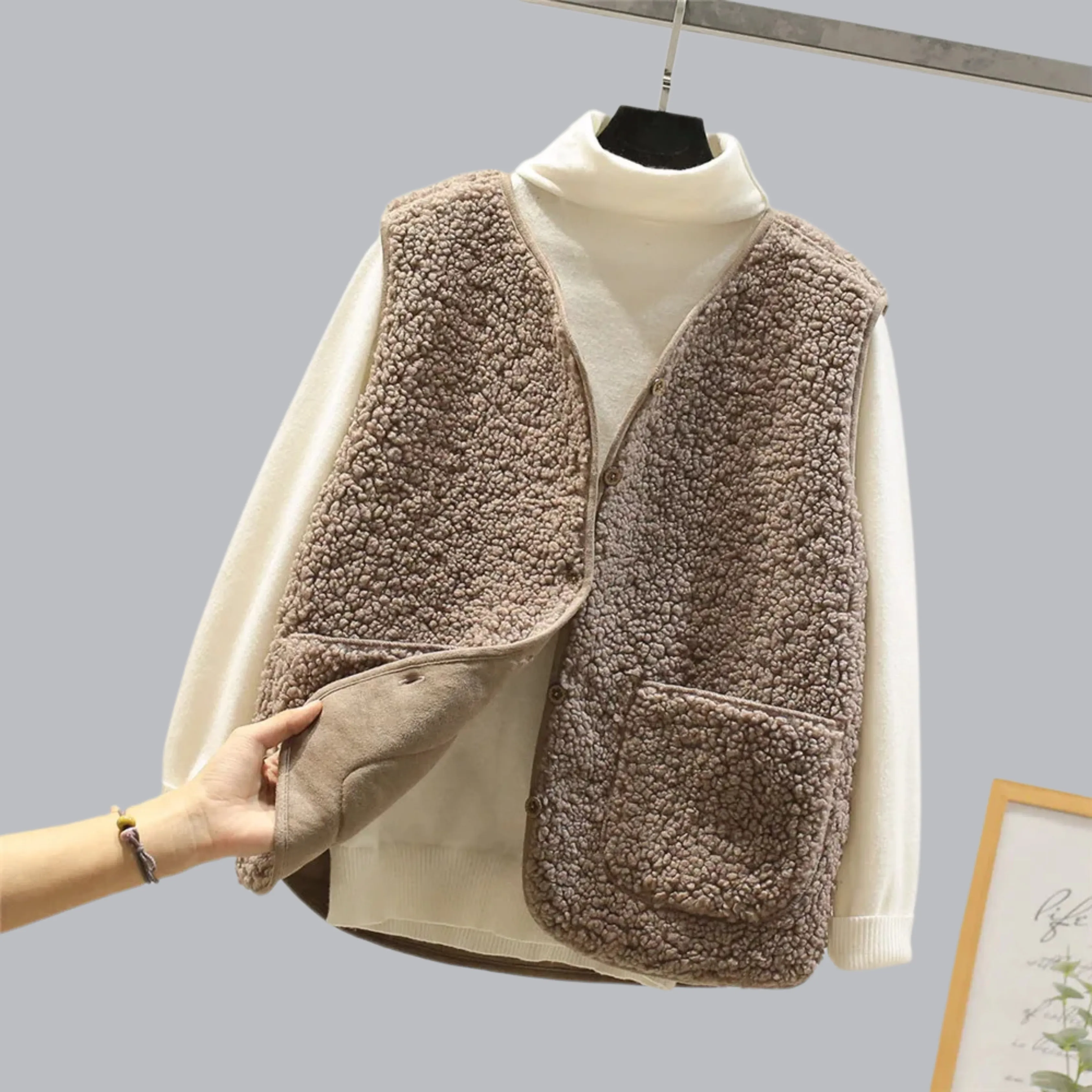 Adelie | Classic Women's Vest