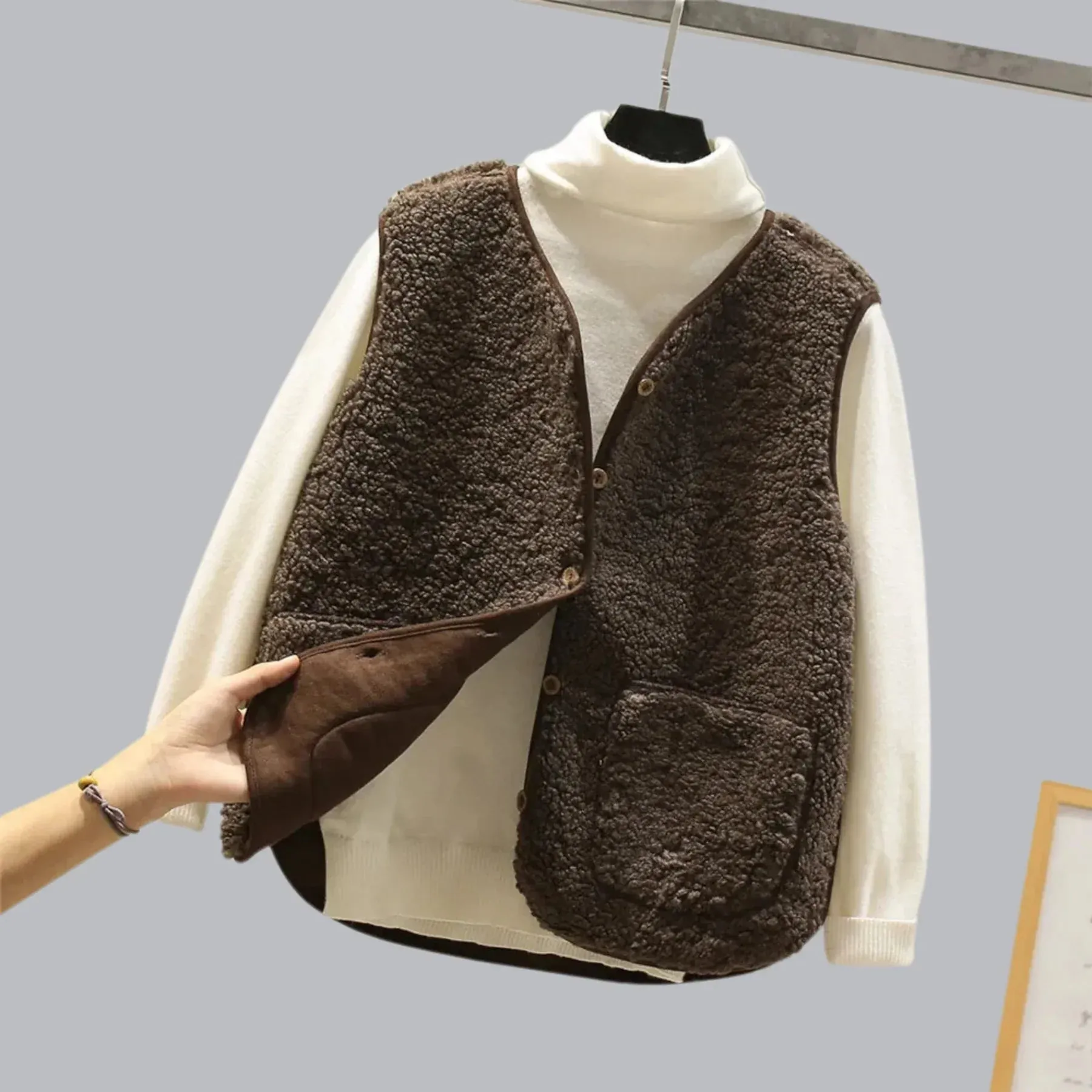 Adelie | Classic Women's Vest