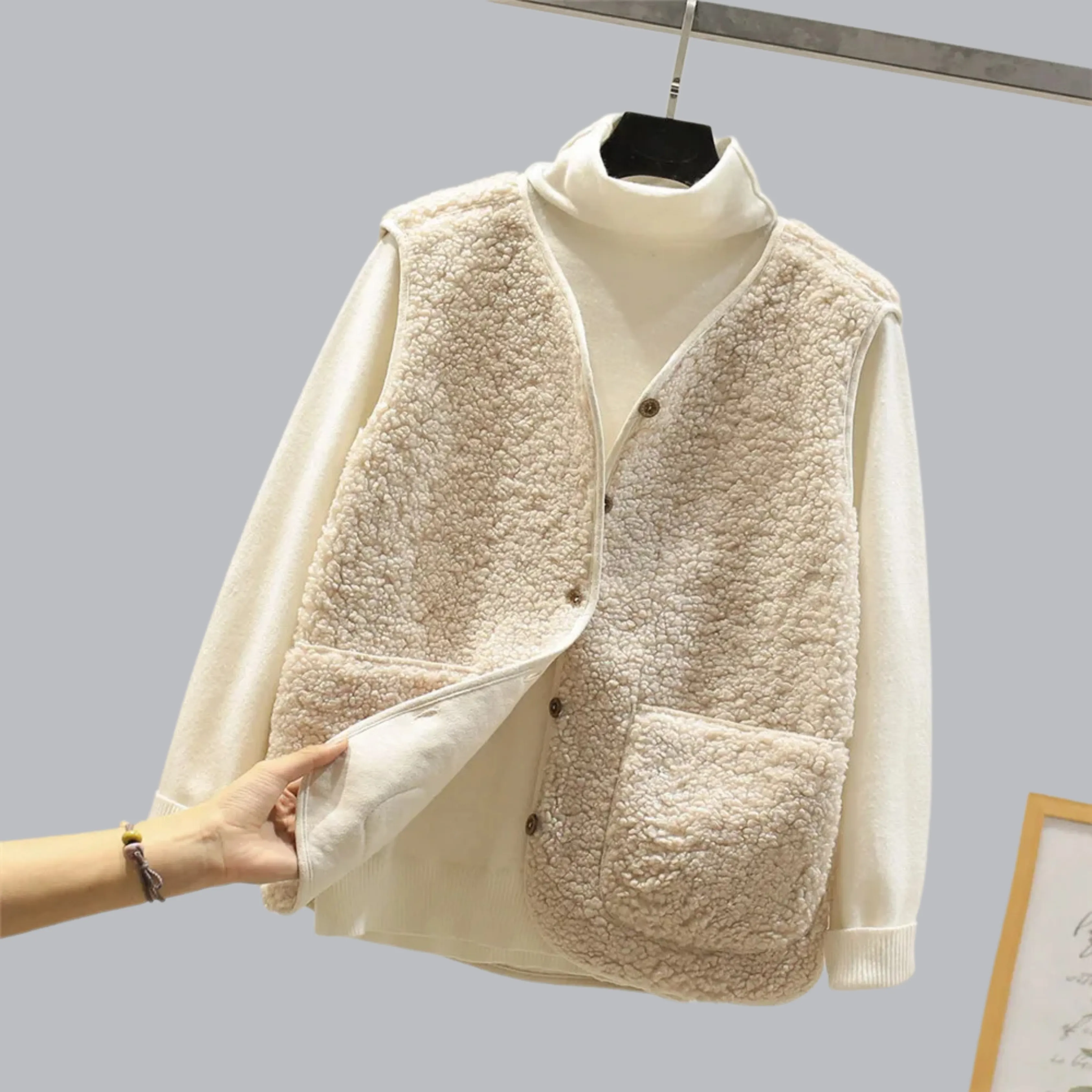 Adelie | Classic Women's Vest