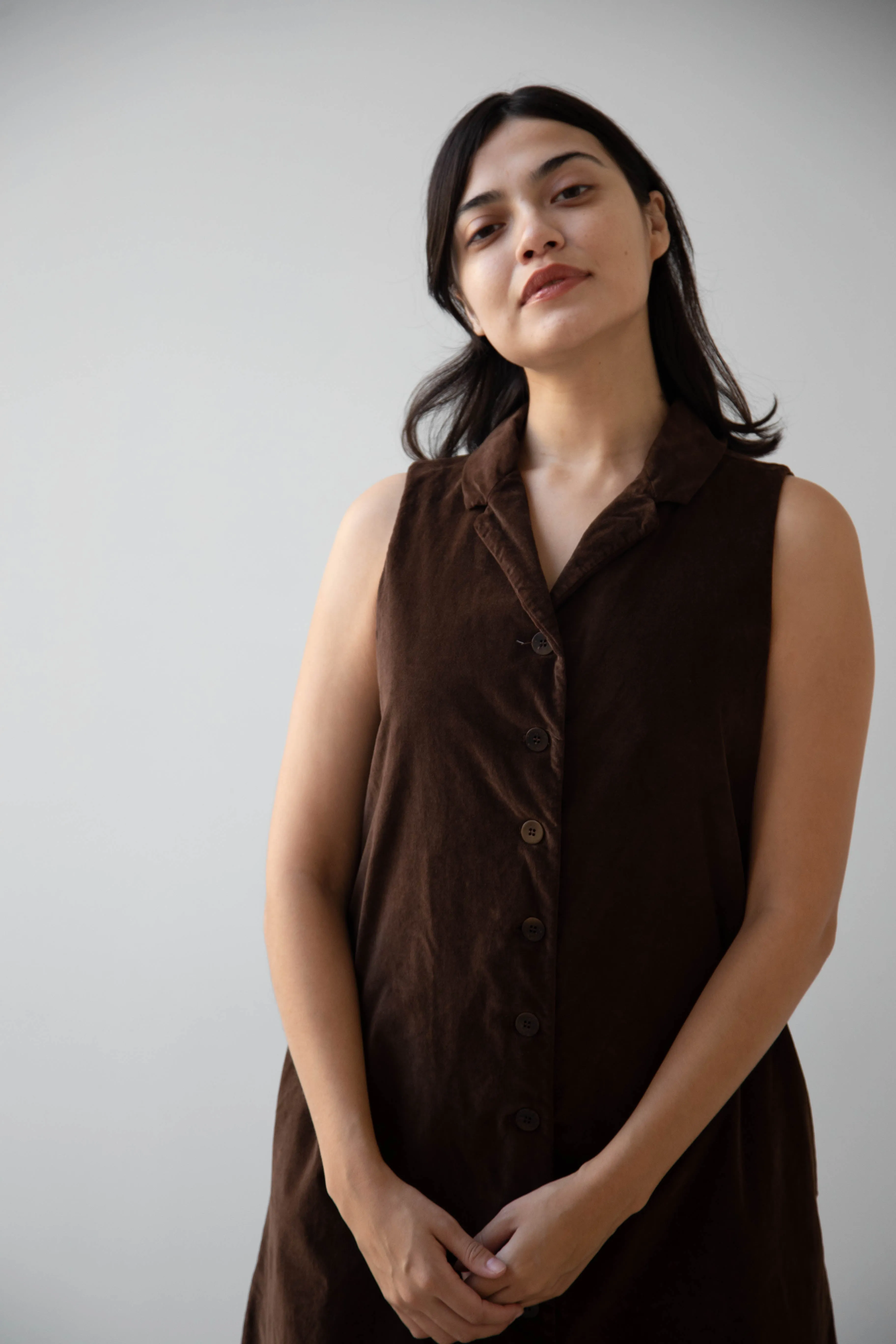 Album di Famiglia | Velvet Long Sleeveless Dress in Coffee
