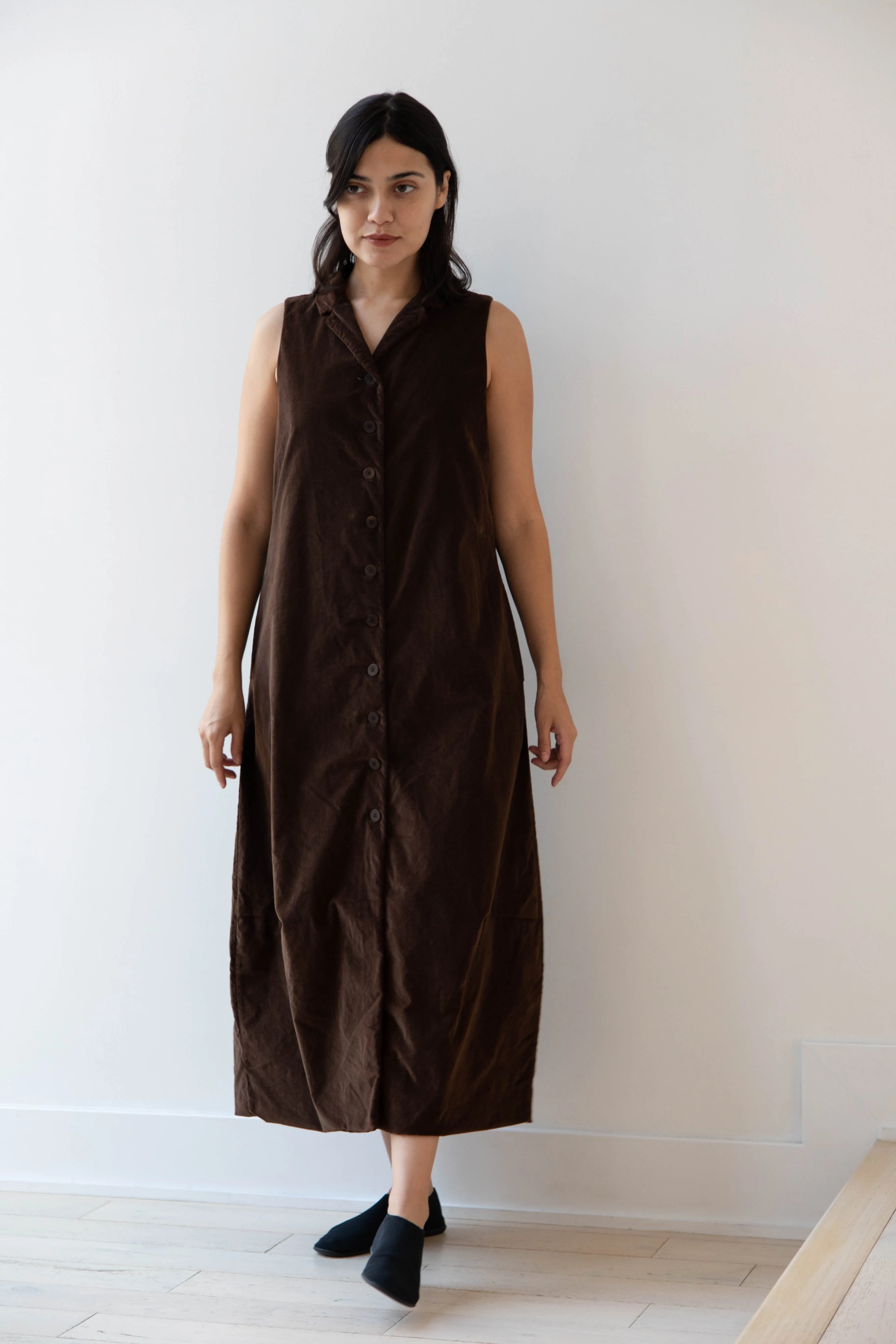 Album di Famiglia | Velvet Long Sleeveless Dress in Coffee