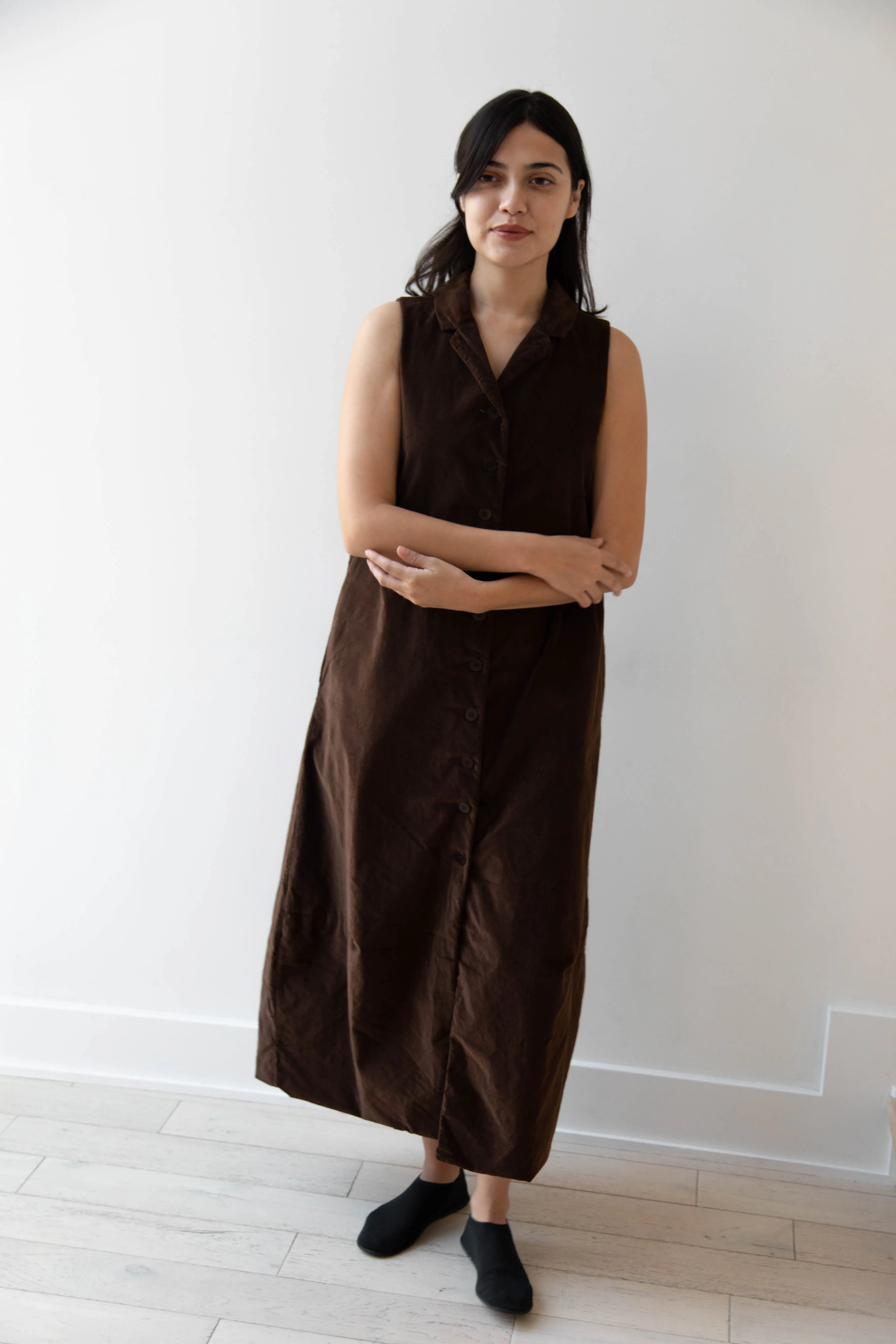 Album di Famiglia | Velvet Long Sleeveless Dress in Coffee