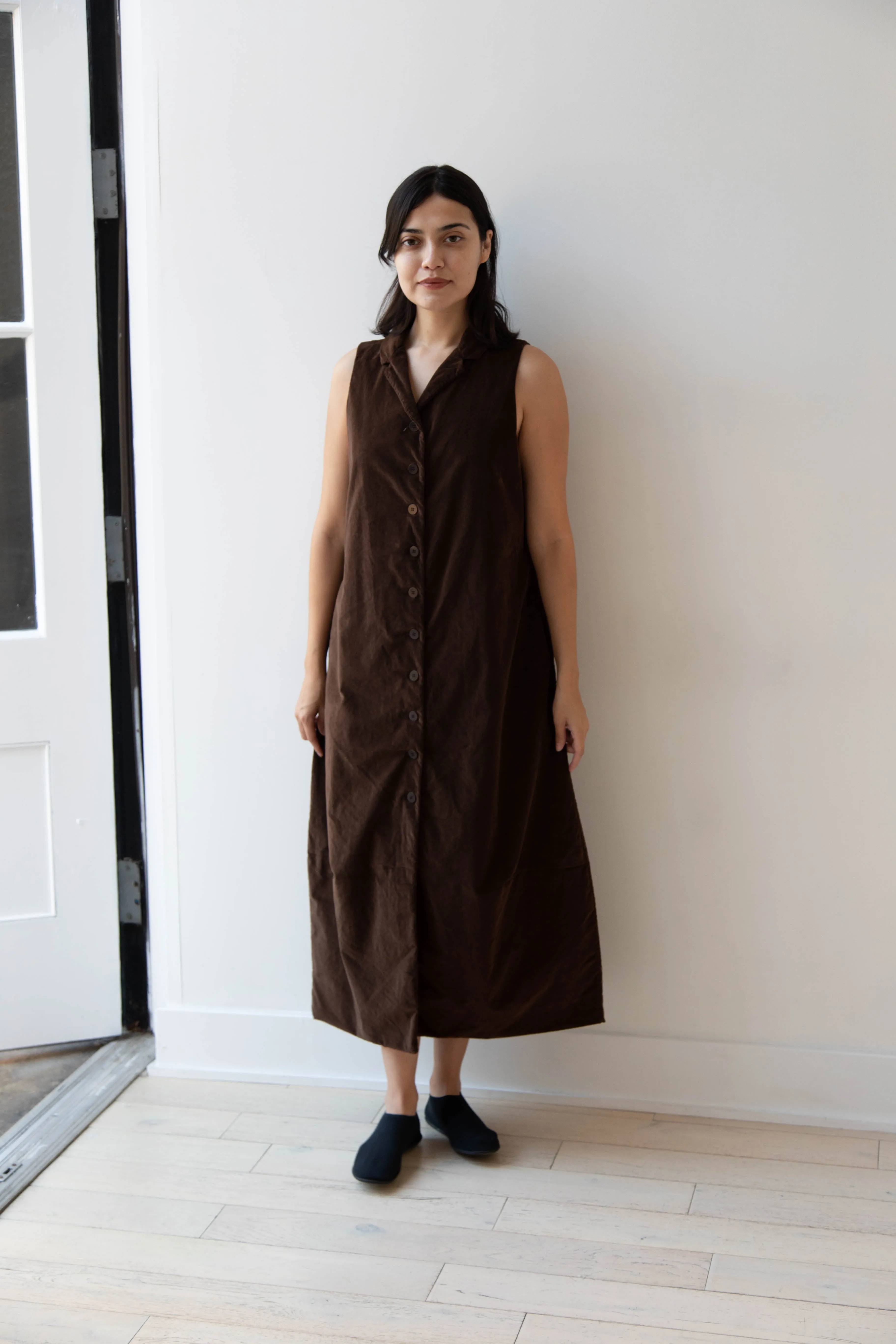 Album di Famiglia | Velvet Long Sleeveless Dress in Coffee