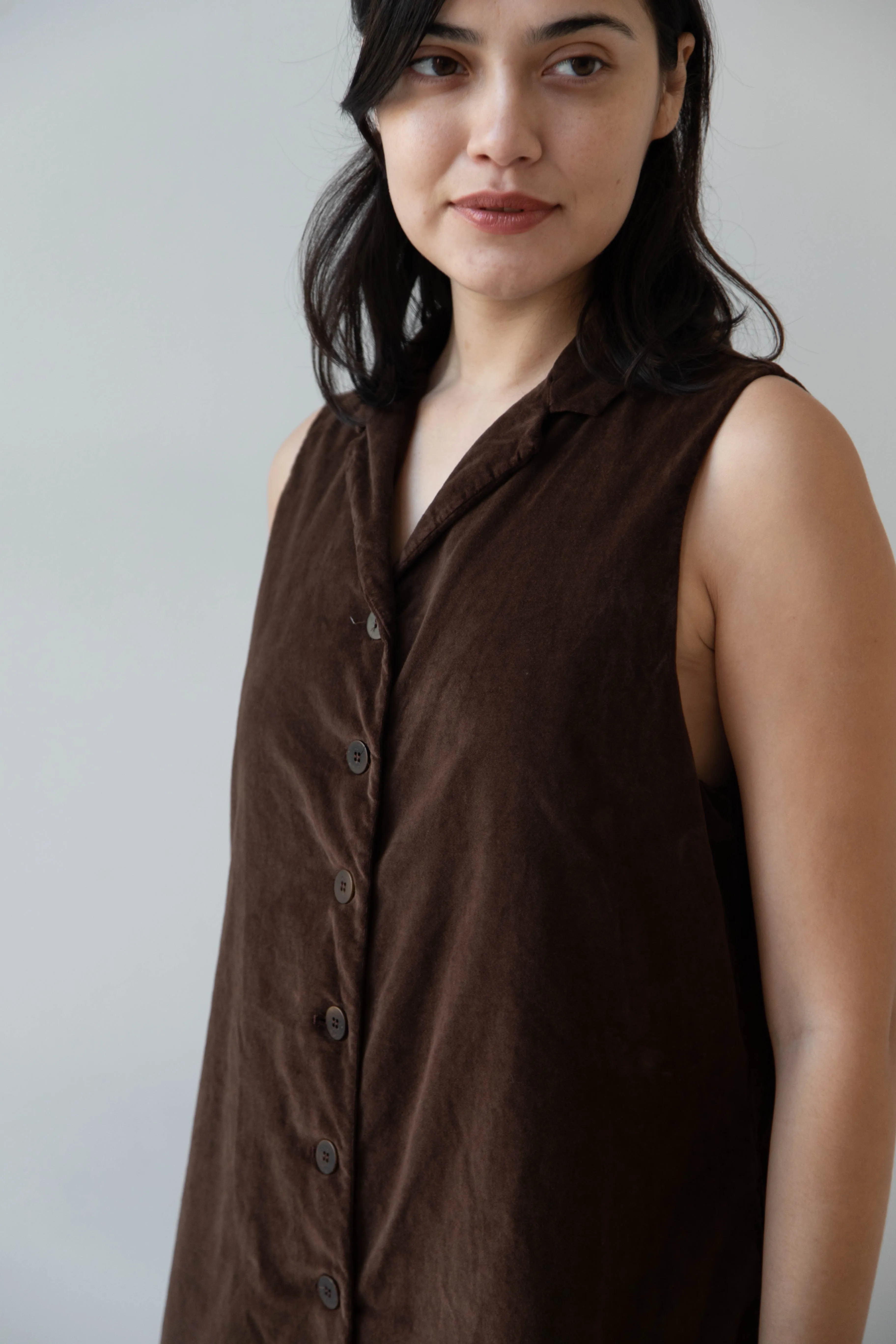 Album di Famiglia | Velvet Long Sleeveless Dress in Coffee