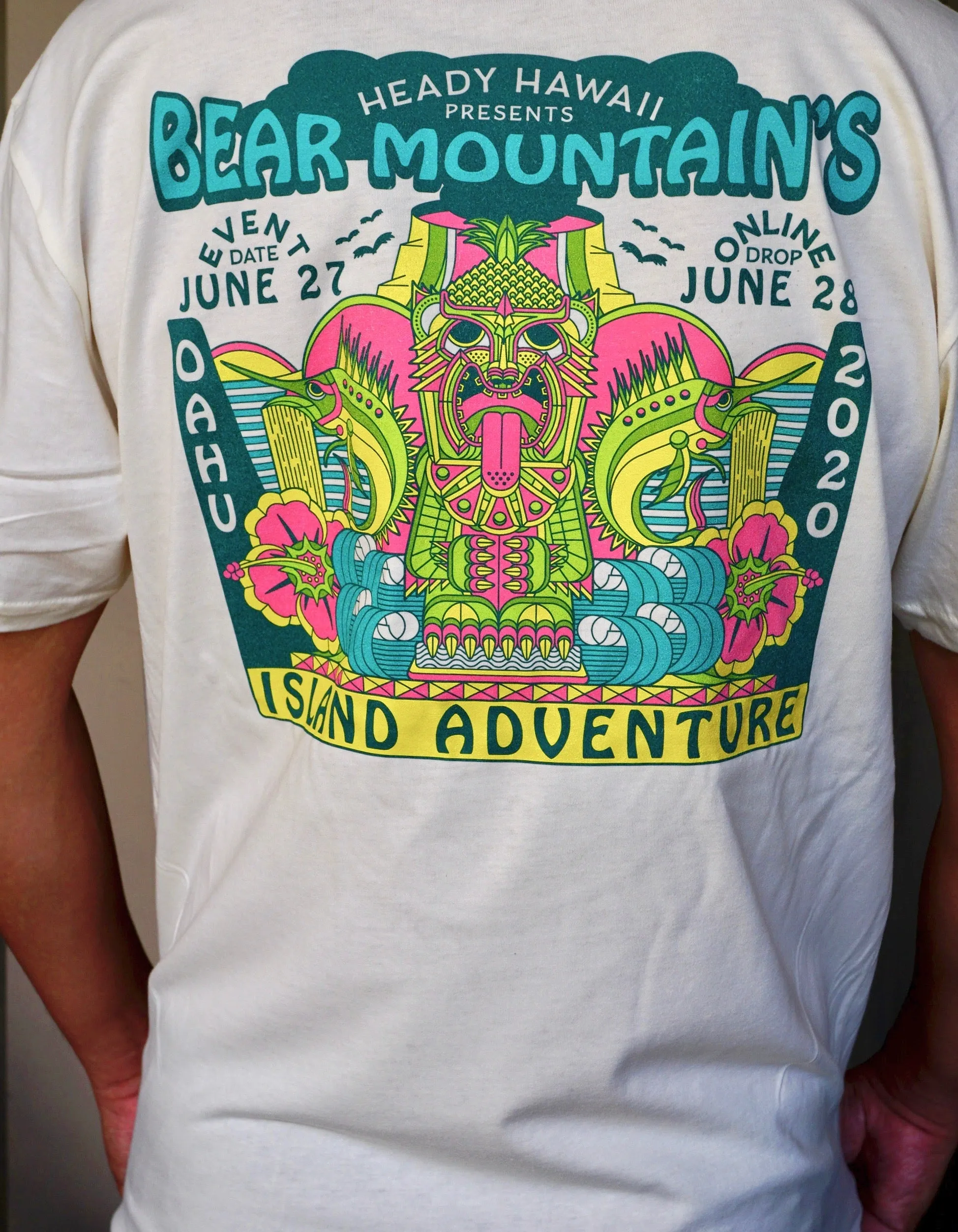 Bear Mountain's Island Adventure T-shirt SMALL