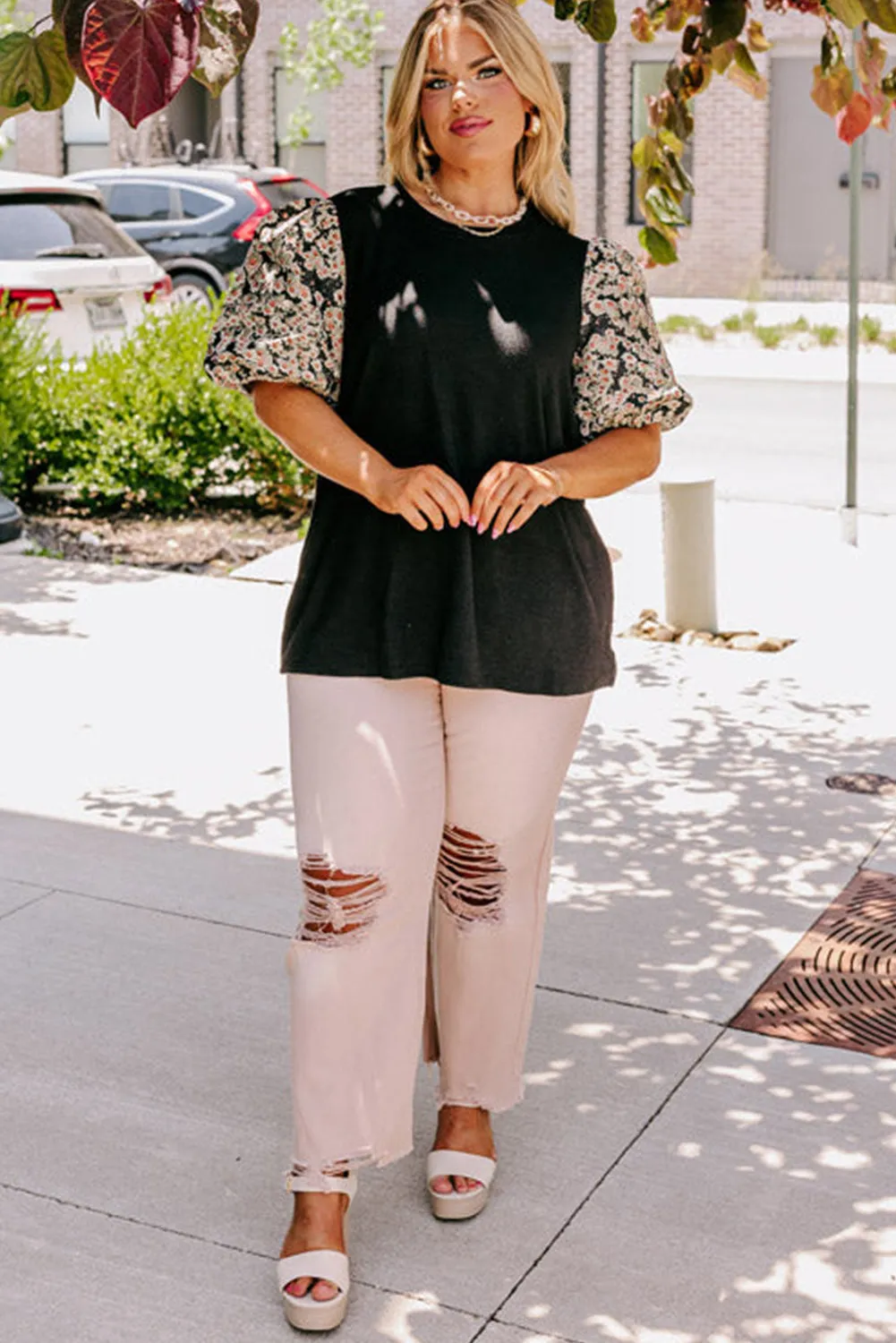 Black Daisy Printed Bubble Sleeve Plus Size Tunic Top