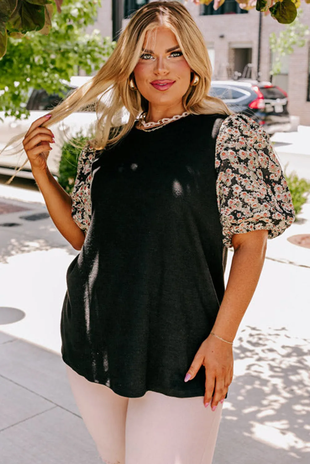 Black Daisy Printed Bubble Sleeve Plus Size Tunic Top