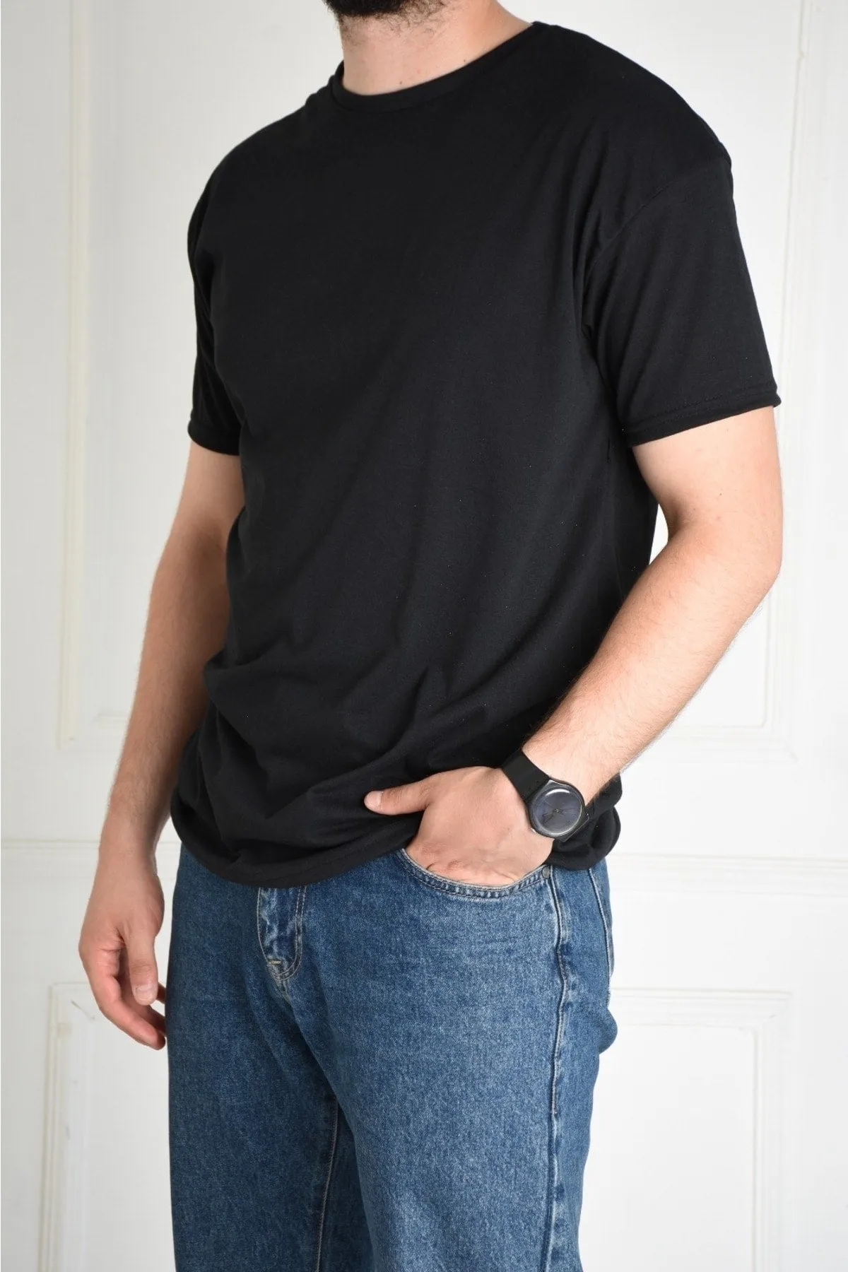 Black Men's Slim Fit Tshirt