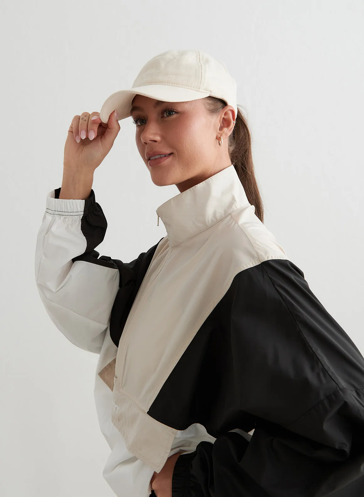 Café Au Lait Small Logo Cap