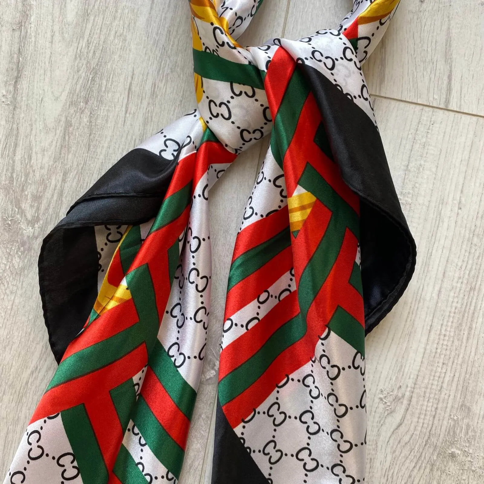 Candy Monochrome Neck Scarf