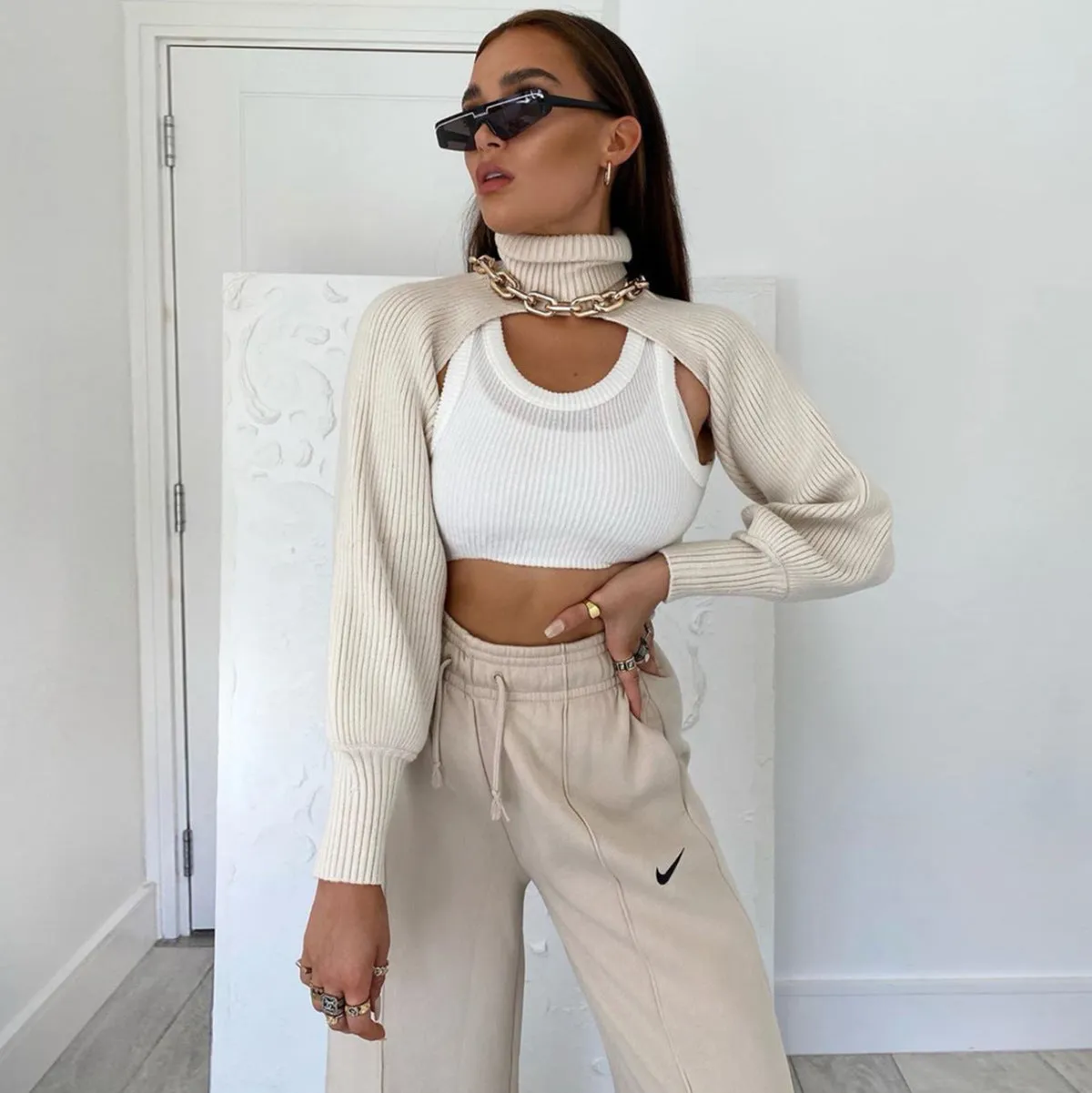 Casual Turtleneck Lantern Sleeve Cutout Cropped Knit Sweater