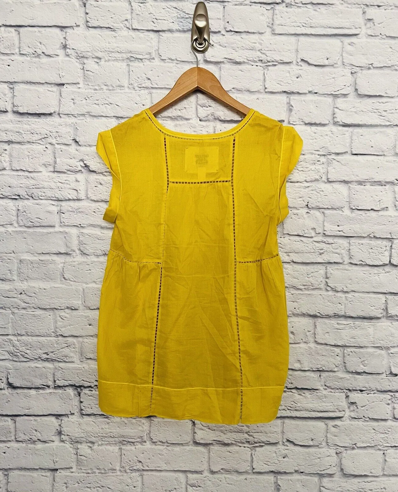 CHELSEA & VIOLET Embroidered Eyelet Top 100% Cotton Lightweight Size M