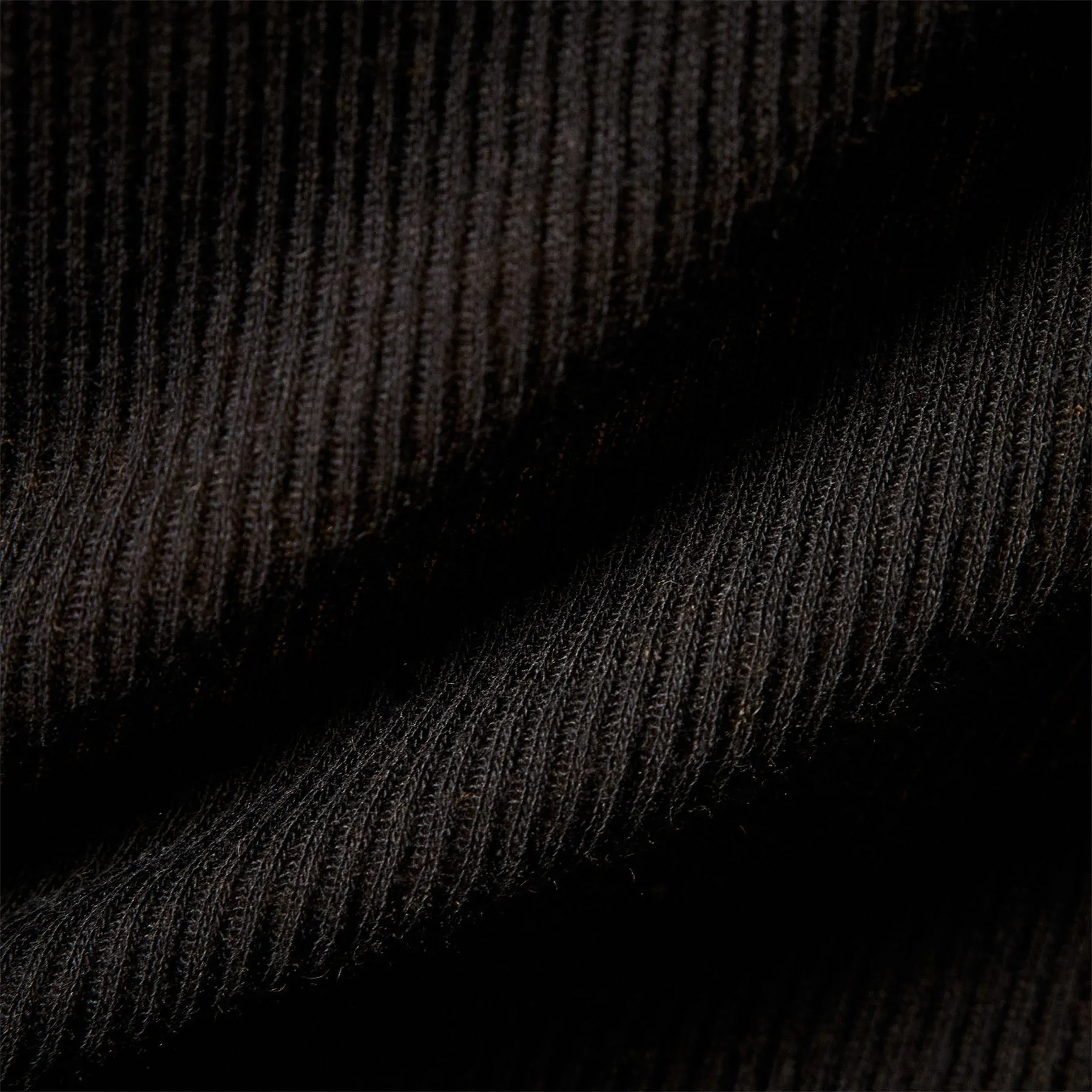 Cotton Cashmere Blend Ribbed Turtleneck - Black
