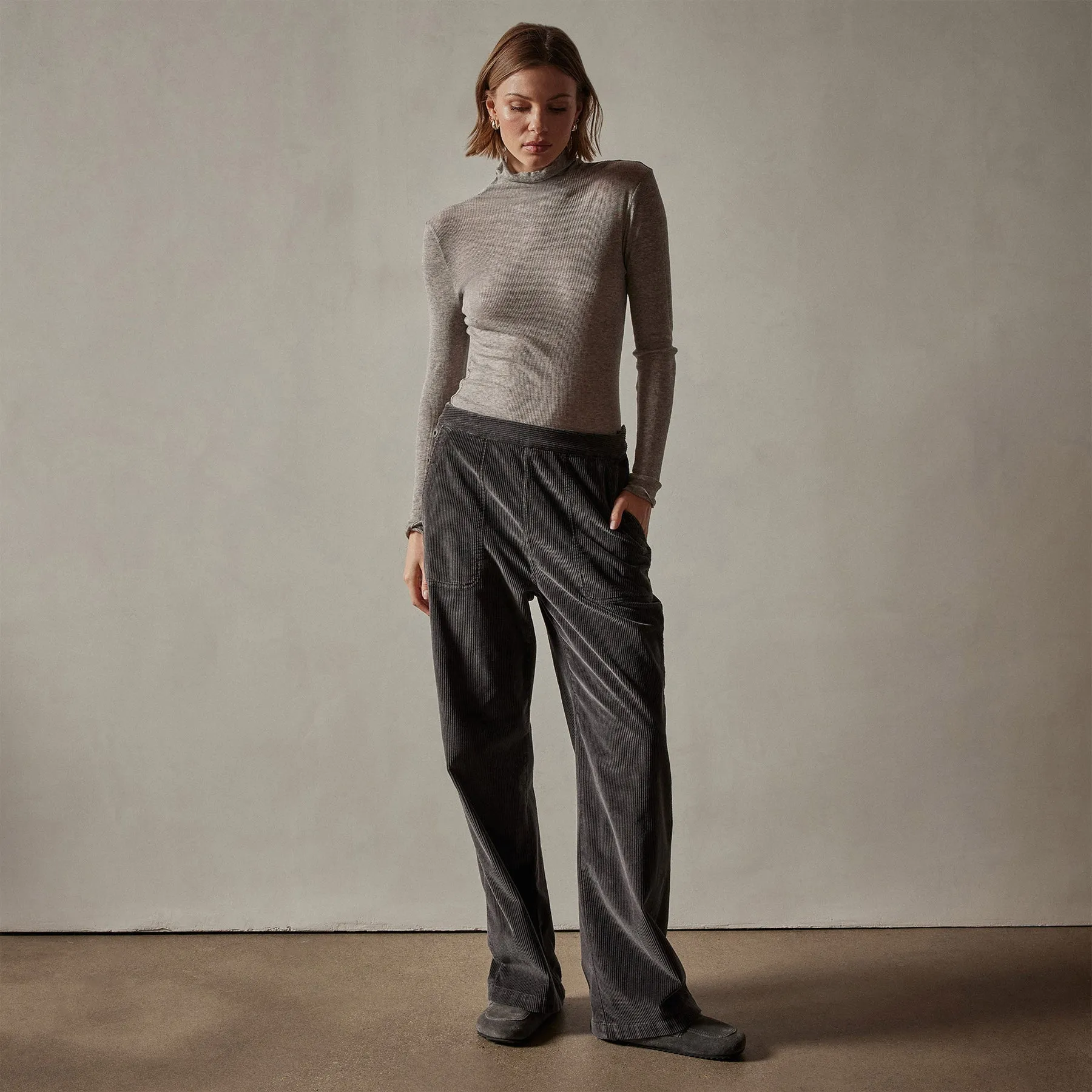 Cotton Cashmere Blend Ribbed Turtleneck - Heather Grey