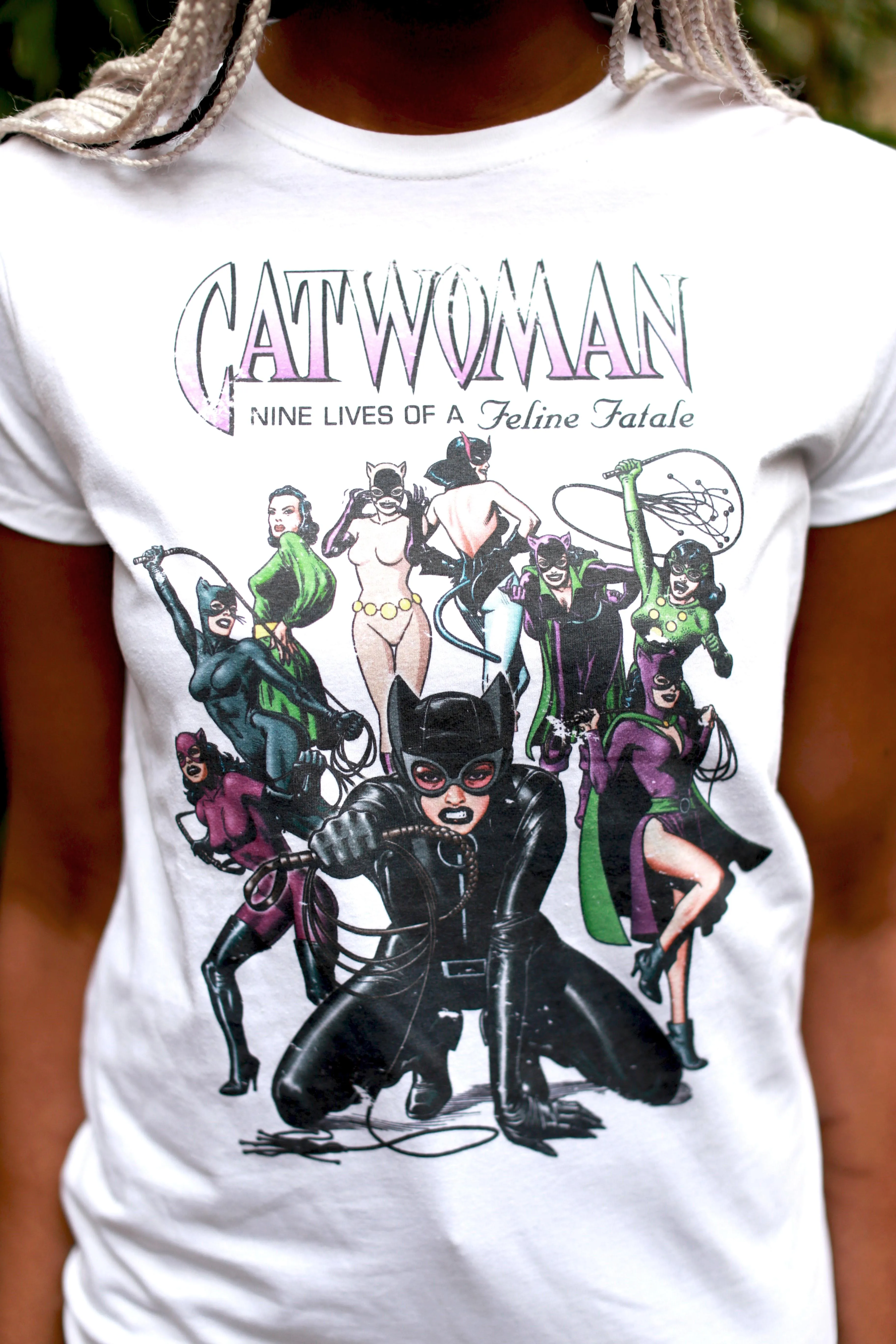 DC Comics Catwoman Cover Nine Lives Official Women's T-shirt (White)