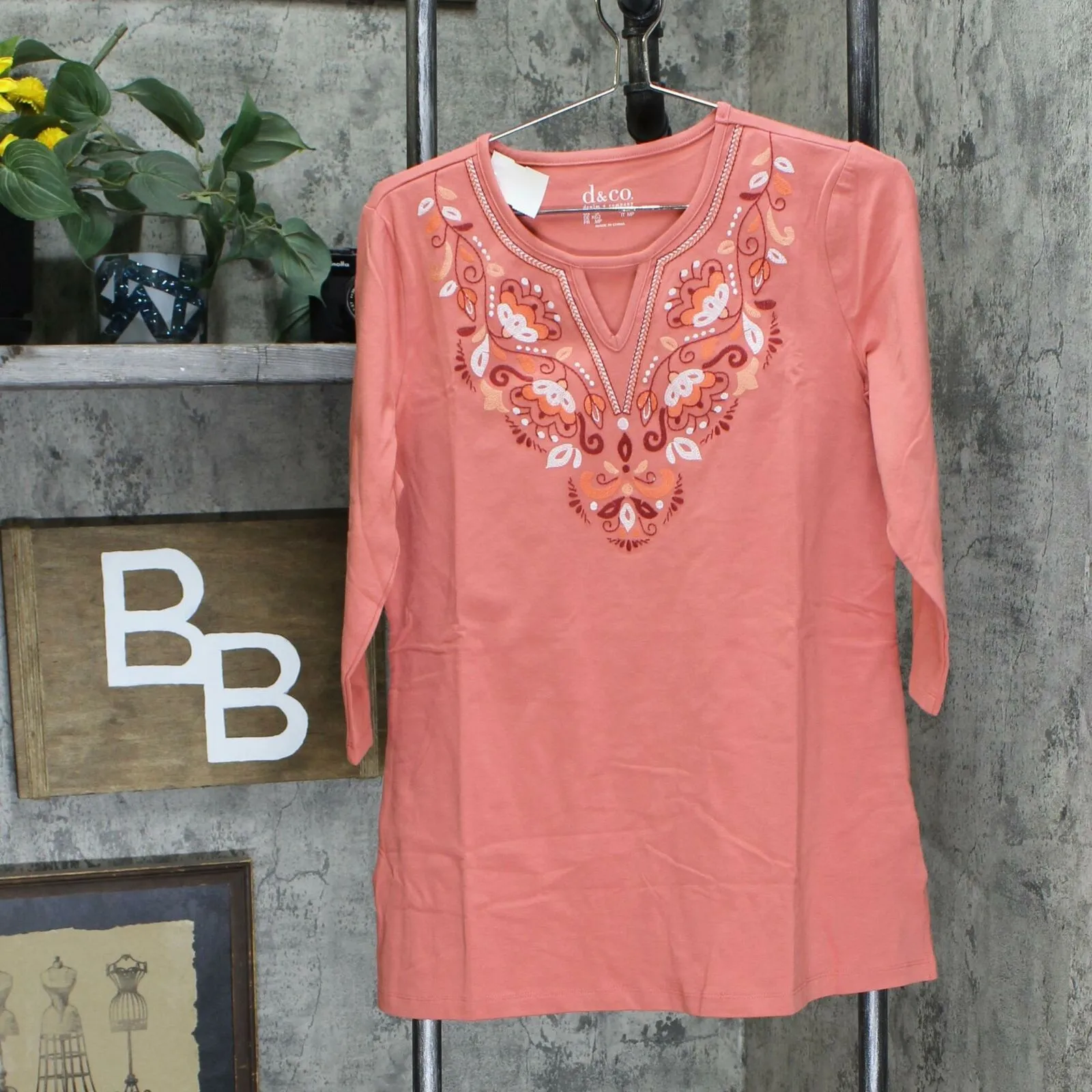 Denim & Co. Petite Embroidered Round Neck 3/4-Sleeve Tunic T-Shirt