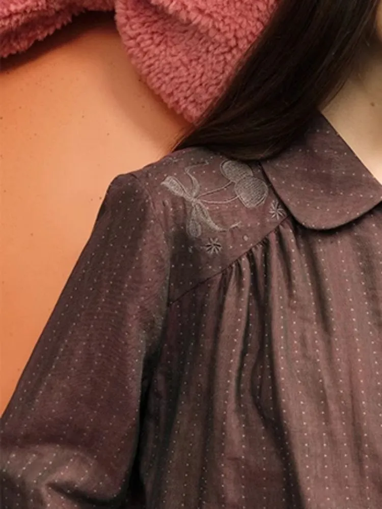 Embroidered Bow Textured Shirt