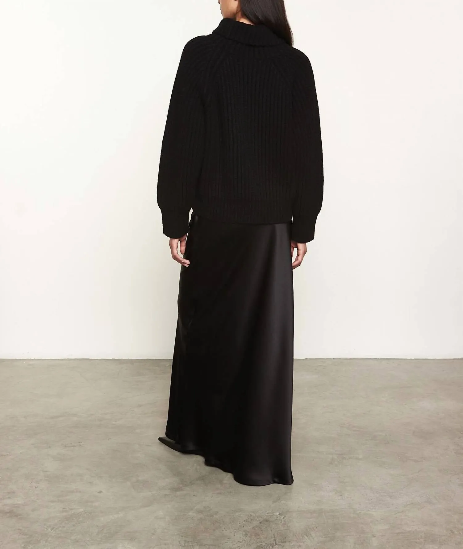 Enza Costa - CHUNKY CASHMERE TURTLENECK SWEATER