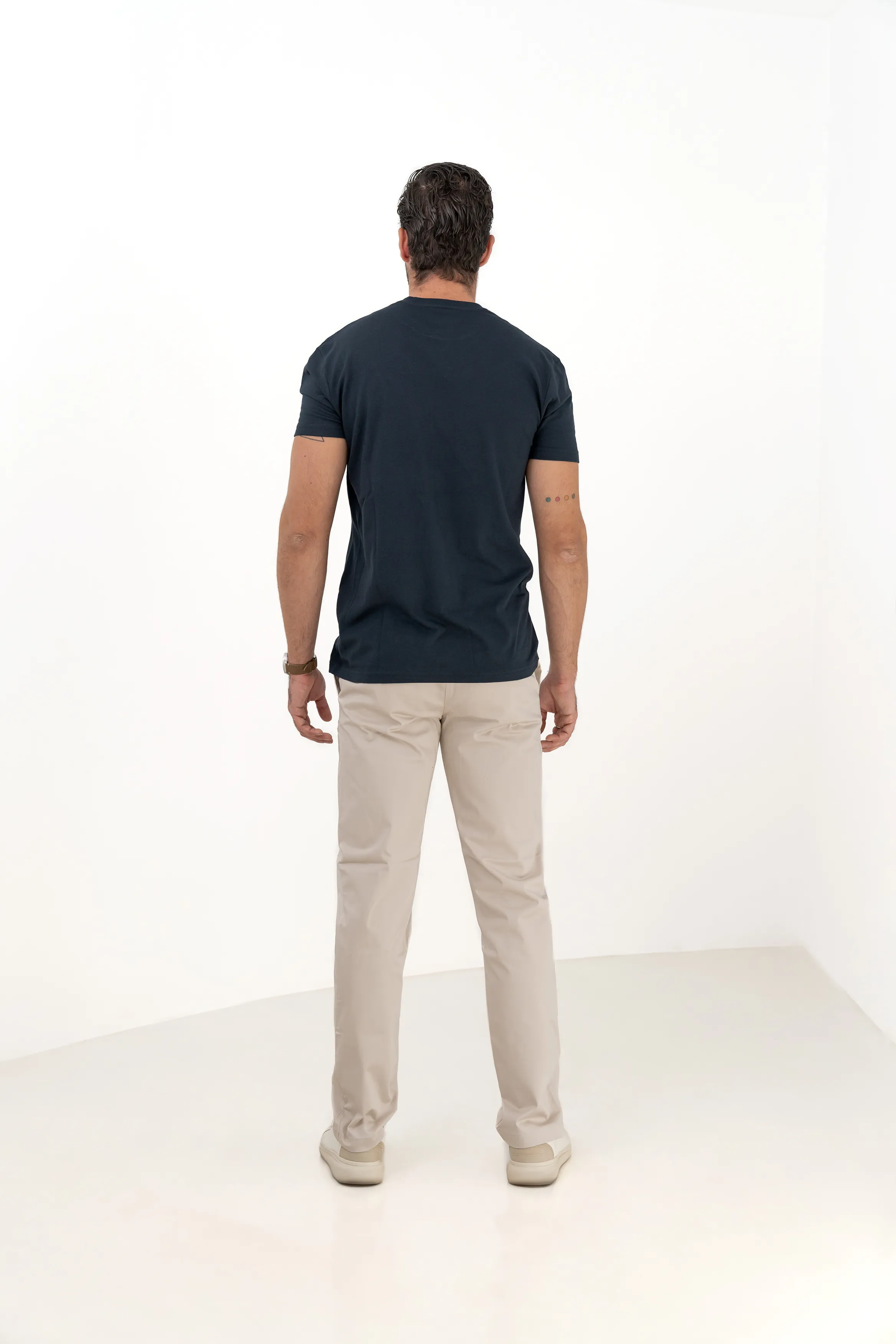 Essential Wardrobe V-Neck 3-Pack