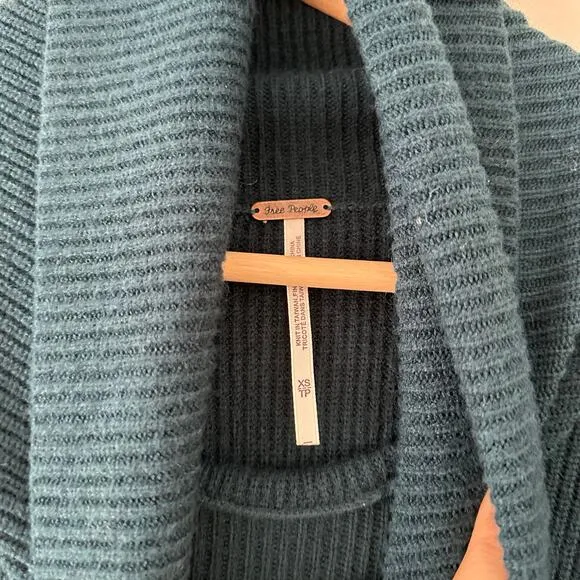 Free People Softly Structured Knit Tunic Turtleneck Pullover Sweater Teal XS