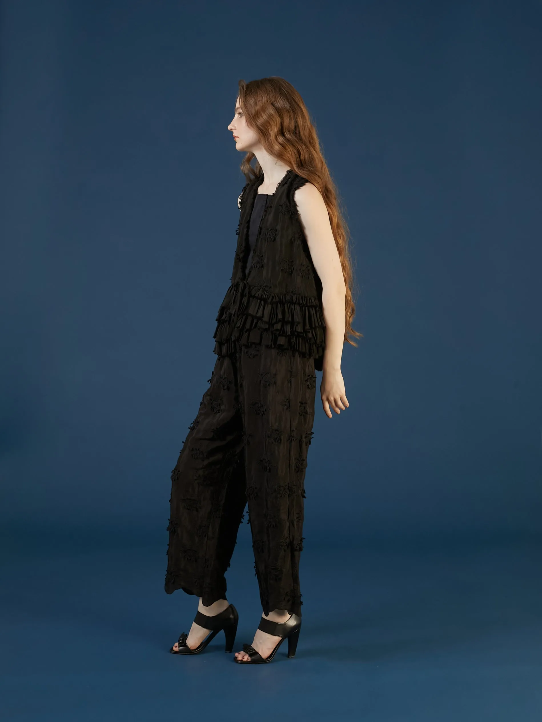 frill rayon shantung vest | BLACK