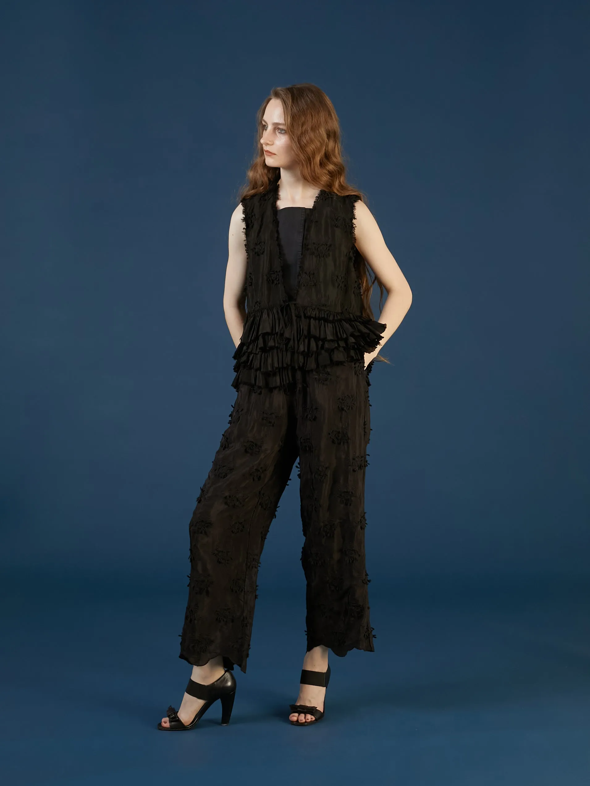 frill rayon shantung vest | BLACK