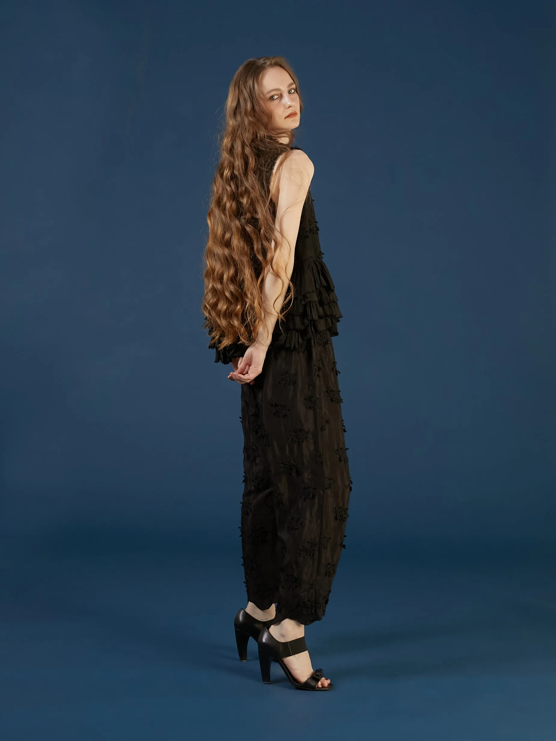 frill rayon shantung vest | BLACK