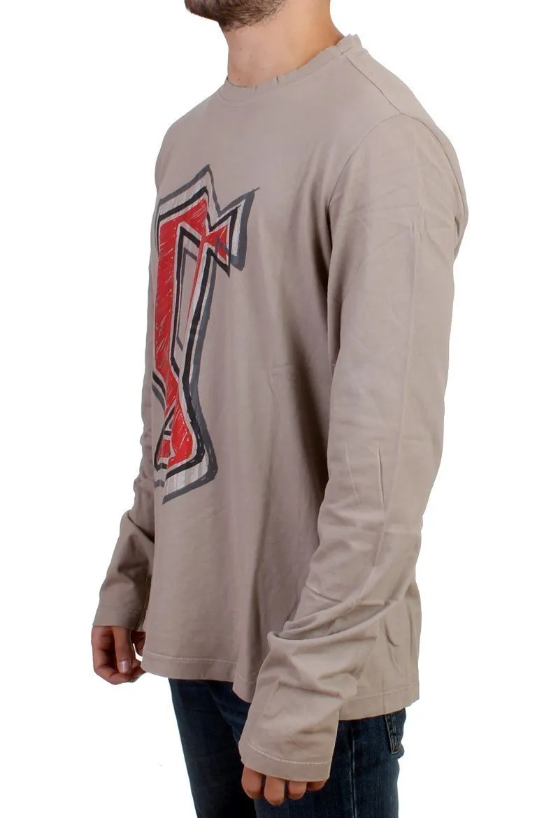Gray crewneck long sleeve t-shirt