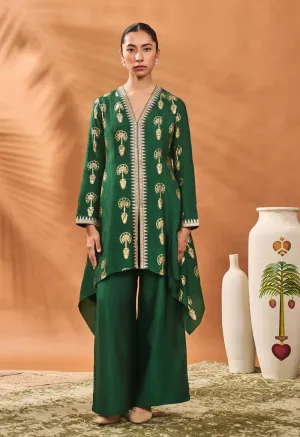 Green traveller's palm tunic and pants